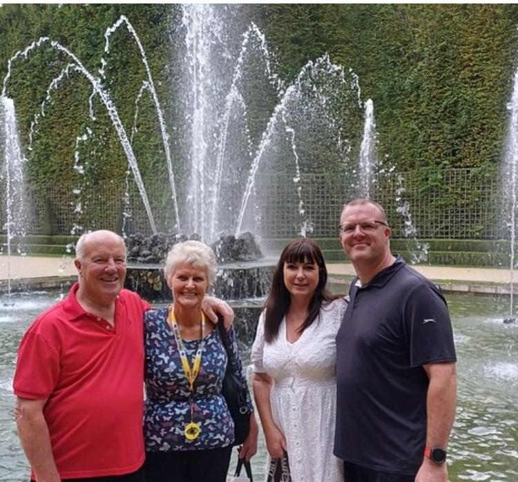 Versailles, Gardens & Hamlet: Full-Day Guided Small-Group Tour
