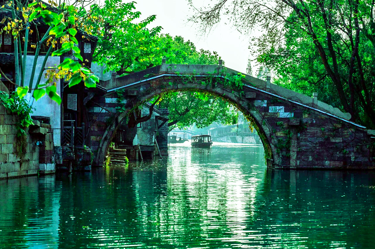 2-Day In-depth Tour of Hangzhou/Suzhou + Wuzhen, Jiangnan