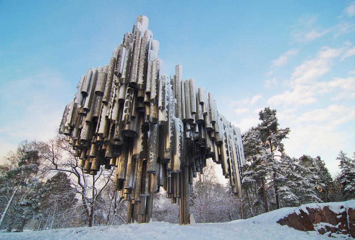 Ultimate Helsinki & Porvoo Tour– Private Car & Local Stories