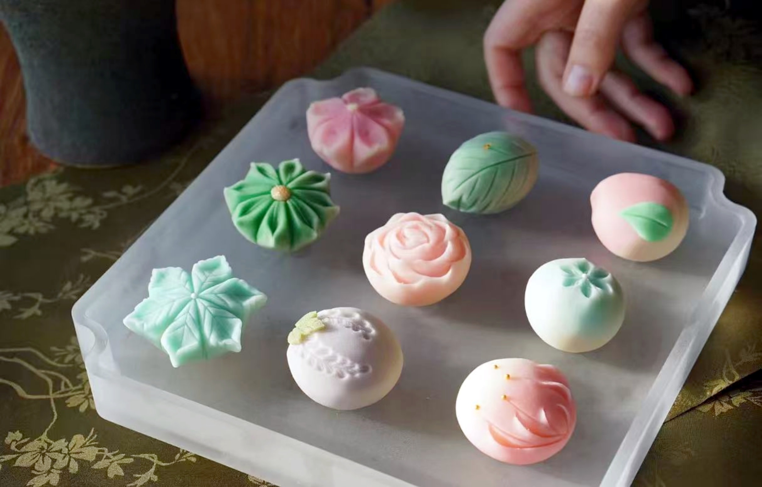 Exquisite and Beautiful Handmade Tea Confectionery Experience Featuring Intangible Cultural Heritage 