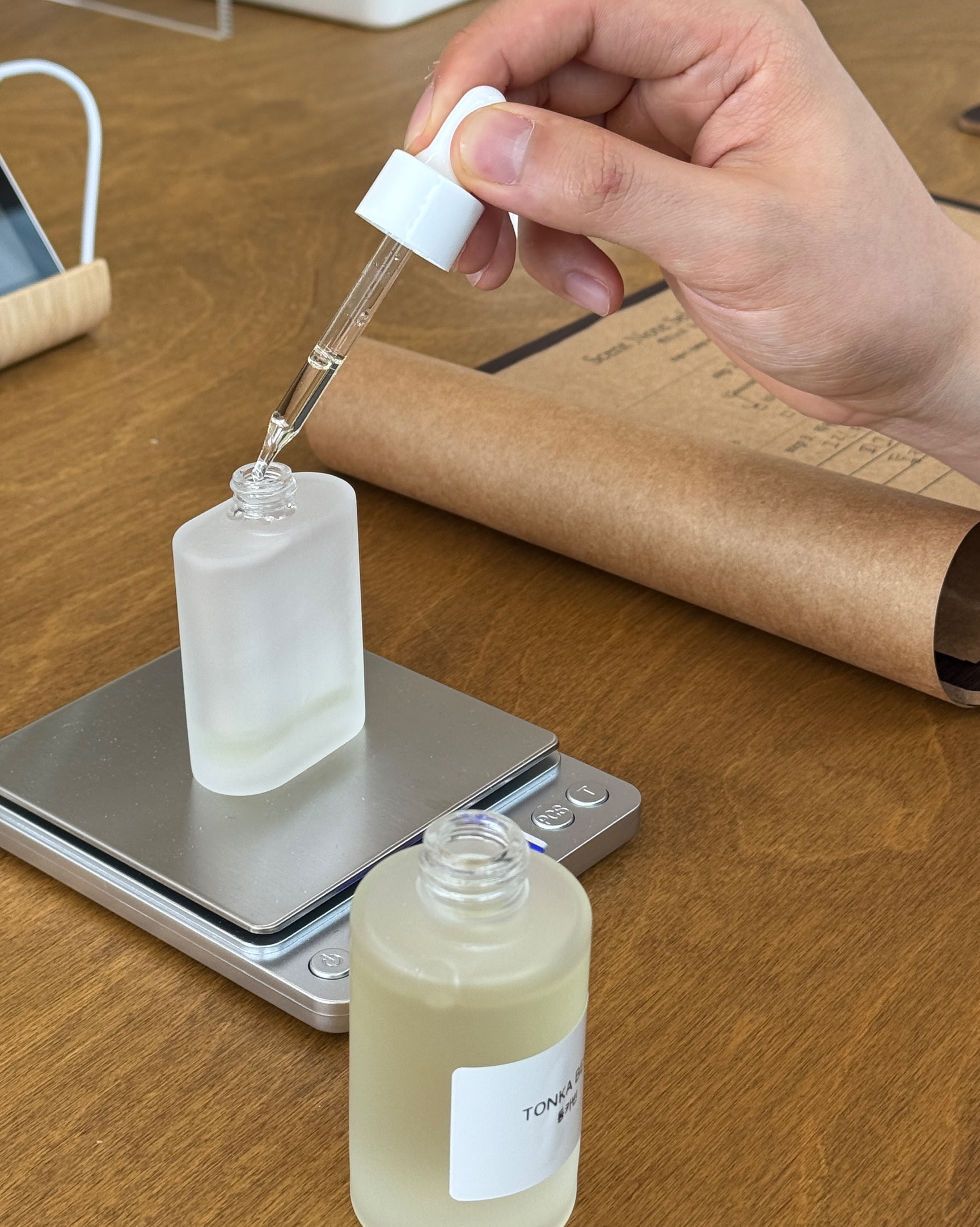 Busan Scent Note Perfume Making Class in Cheongsapo