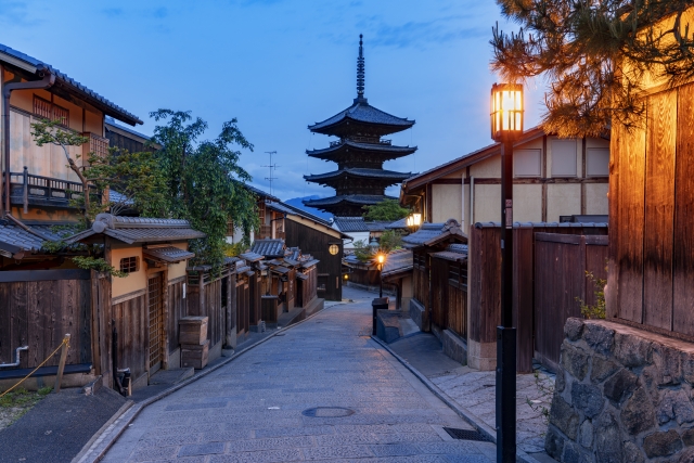 Kyoto: Kinkakuji Temple, Arashiyama, and Kiyomizudera Temple Day Tour (with Pork and Tofu Set Meal) (from Osaka / Kyoto)