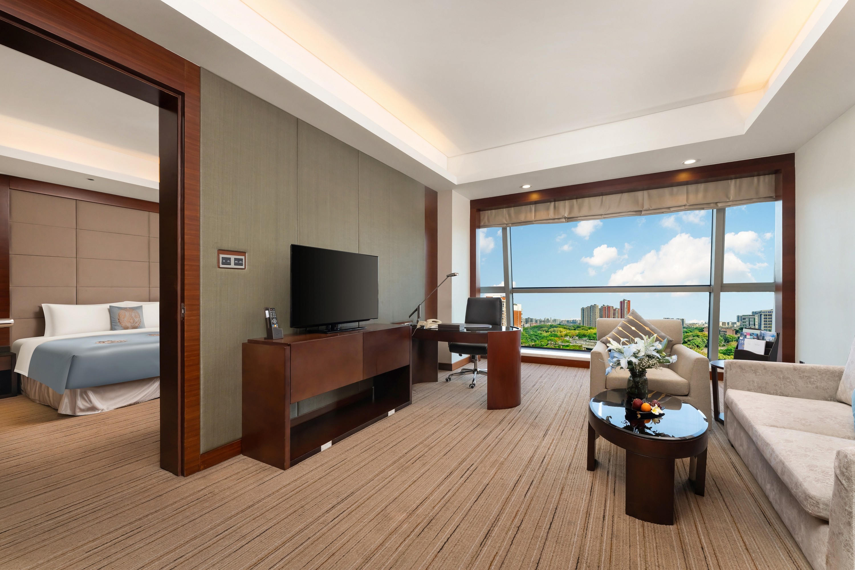 [Near Mission Hills Resort] Grand Skylight International Hotel Shenzhen Mission Hills Accommodation Package | Near Karoo Snow World