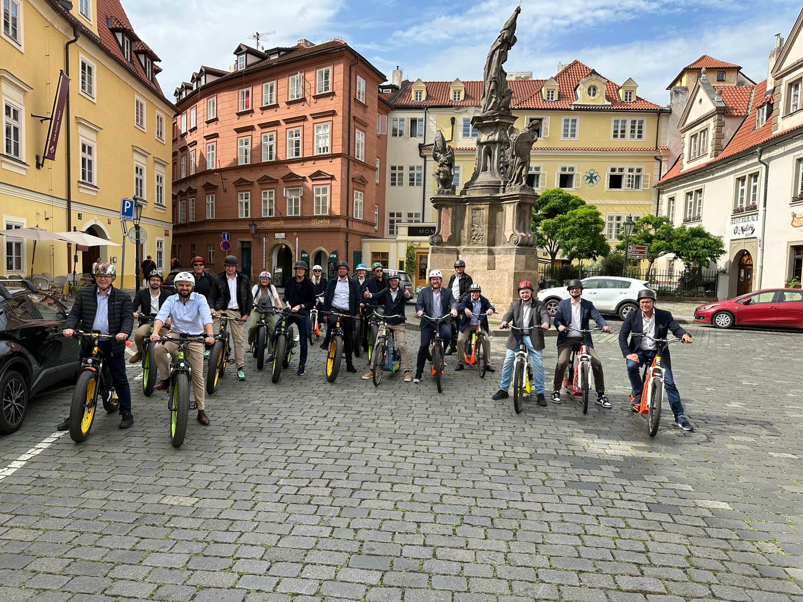 精彩三輪哈雷摩托觀光之旅- HyperAir