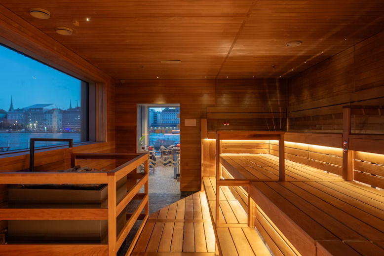 Private Helsinki City Tour with Authentic Sauna Experience