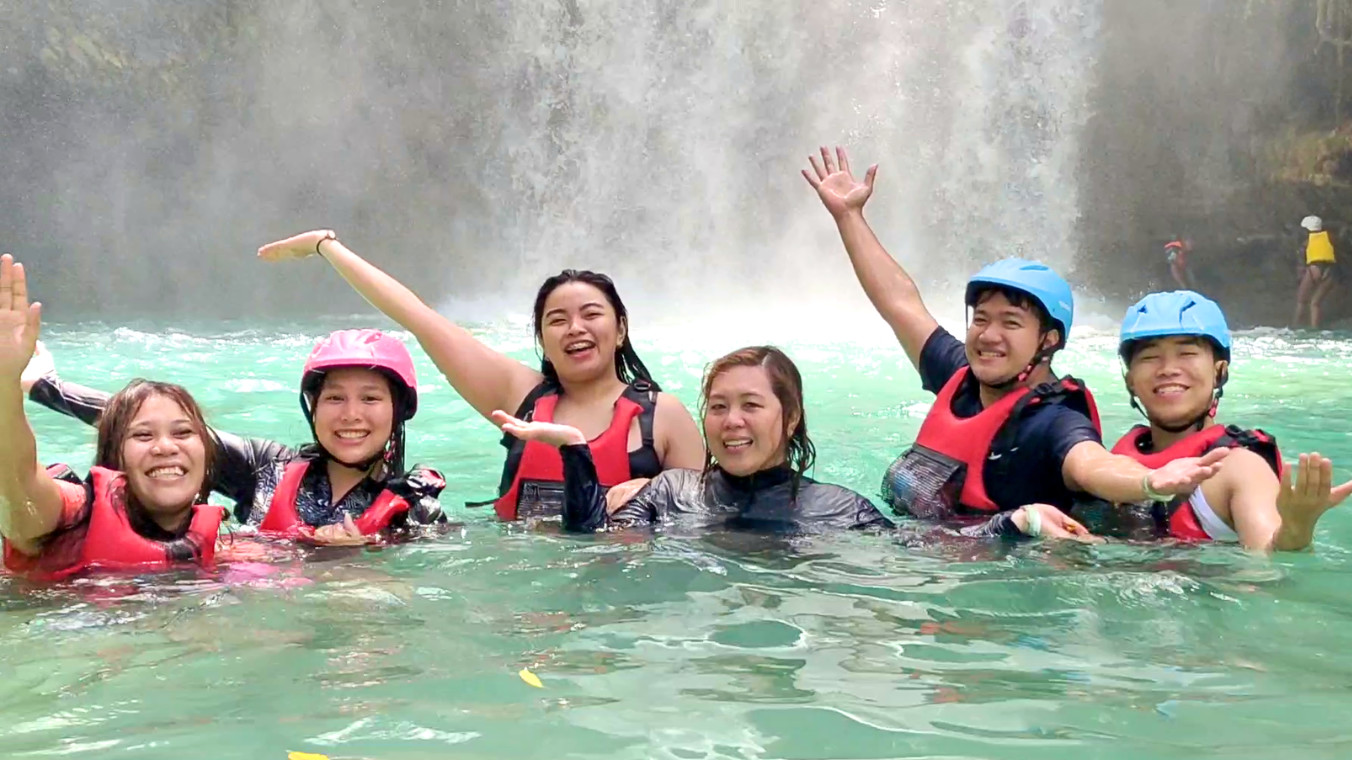 Cebu Kawasan Canyoneering & Moalboal Island Tour by Southwest Tours