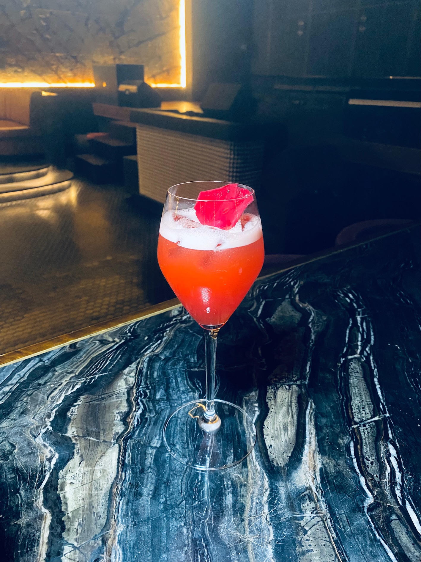 巴厘島阿雅娜水療度假酒店 (AYANA Resort Bali) 的 Rock Bar 之後