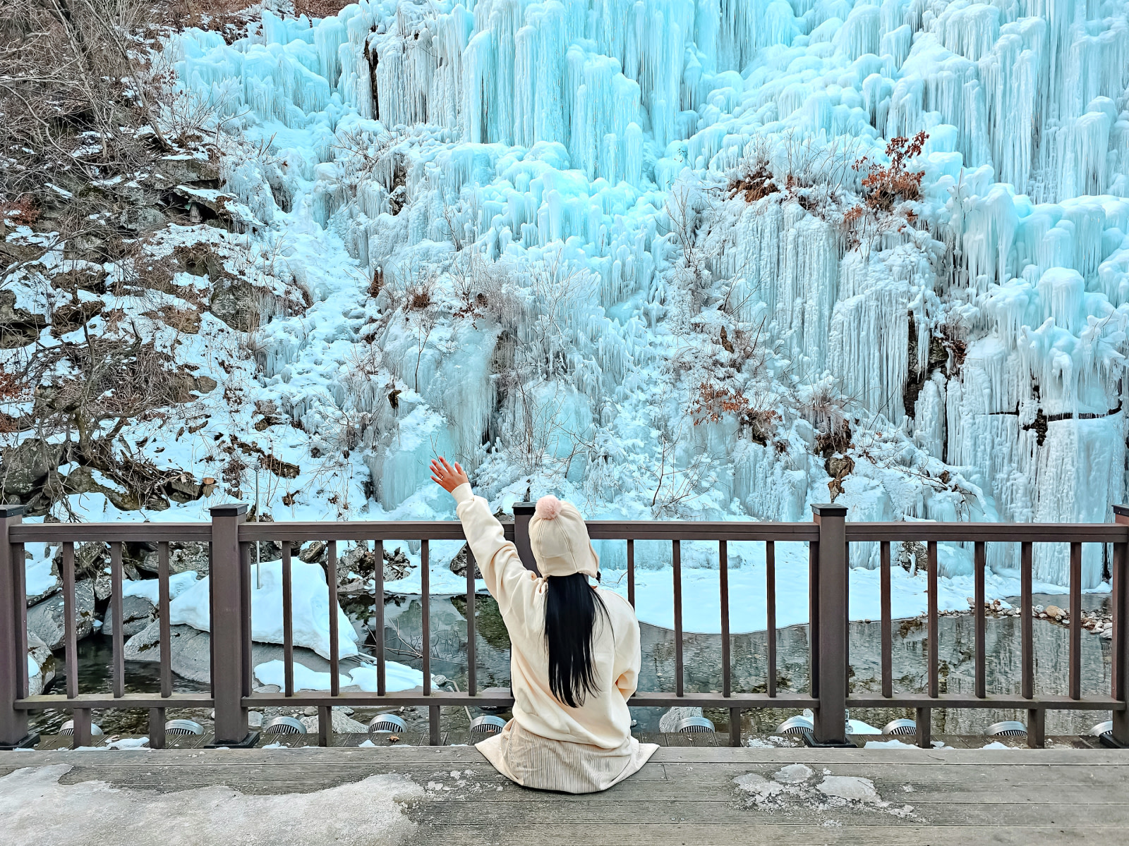 Eobi Ice Valley & Alpaca & Strawberry & Nami & Lighting Festival