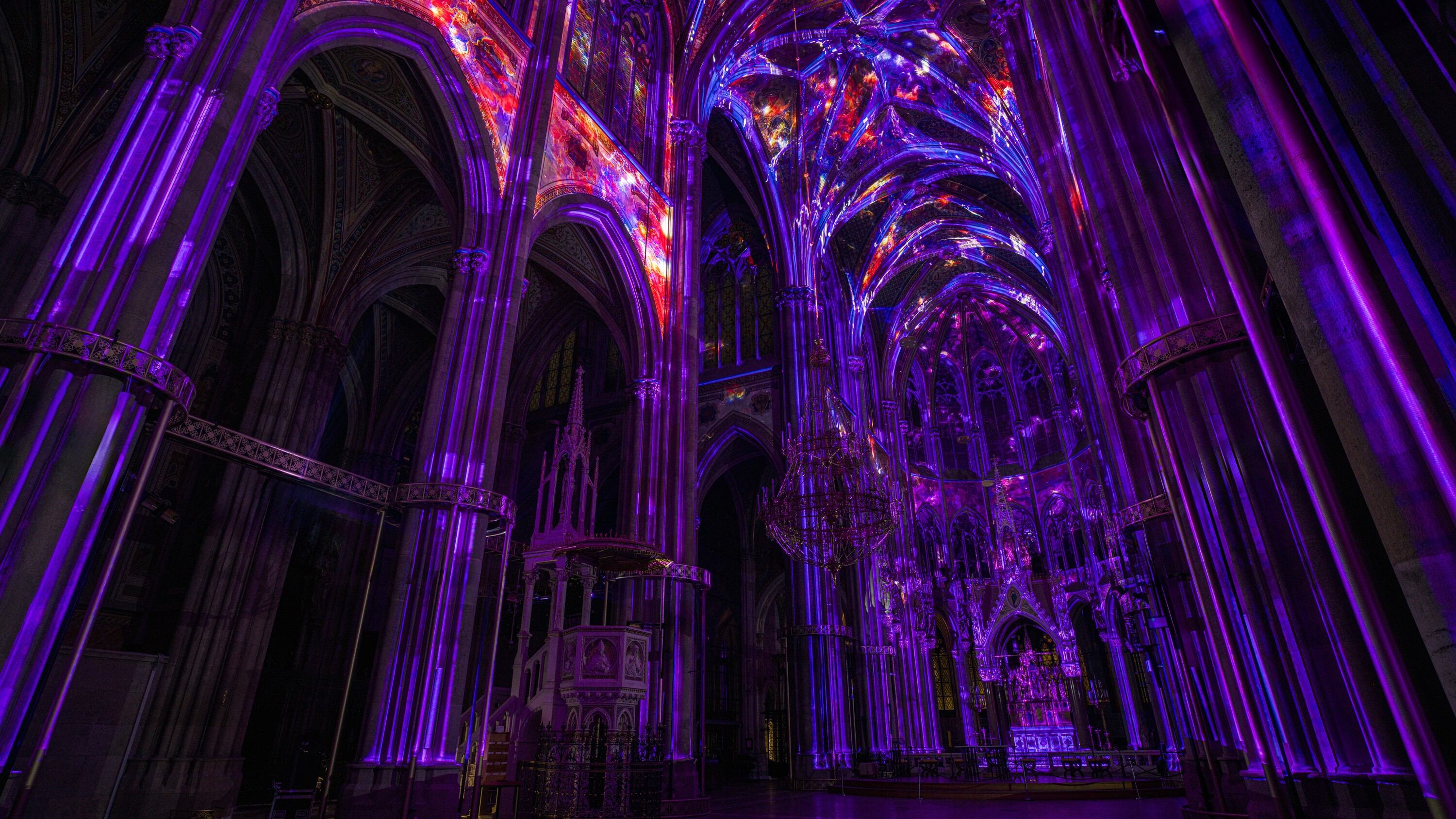Light of Creation show in Vienna Votive Church