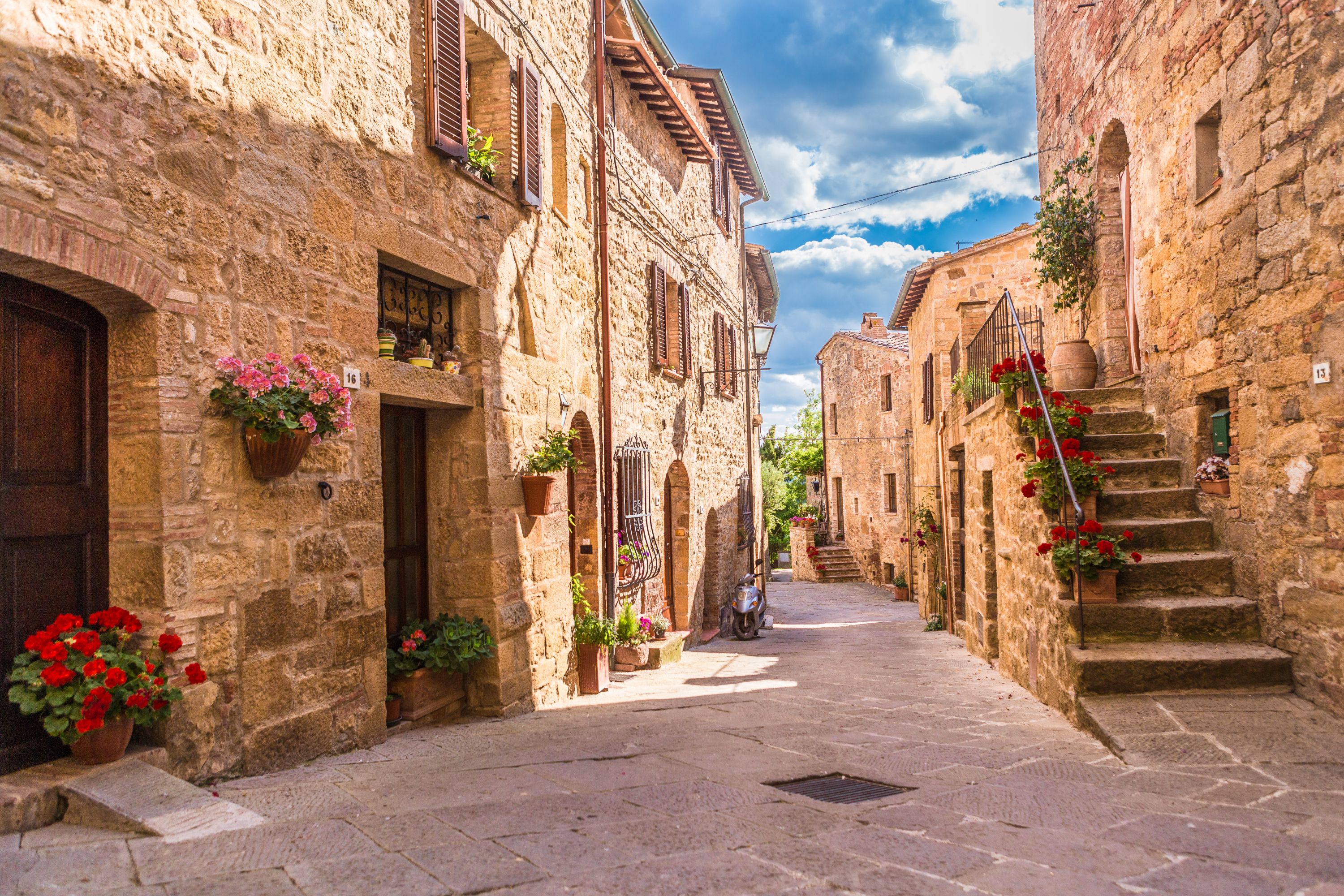 Monteriggioni and Val d'Orcia Day Tour 