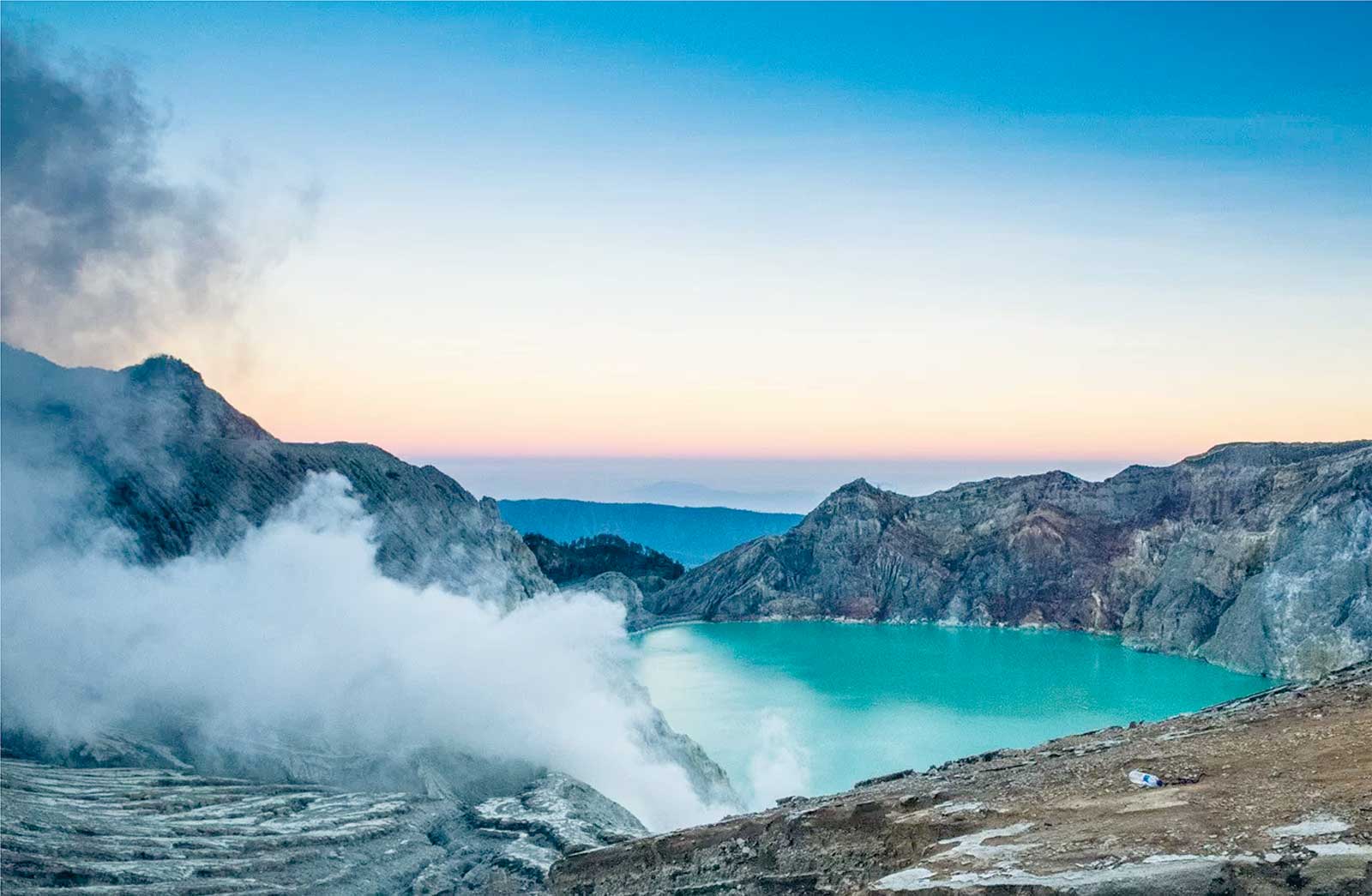 布羅莫火山 & 伊真火山3天2夜之旅（日惹出發）