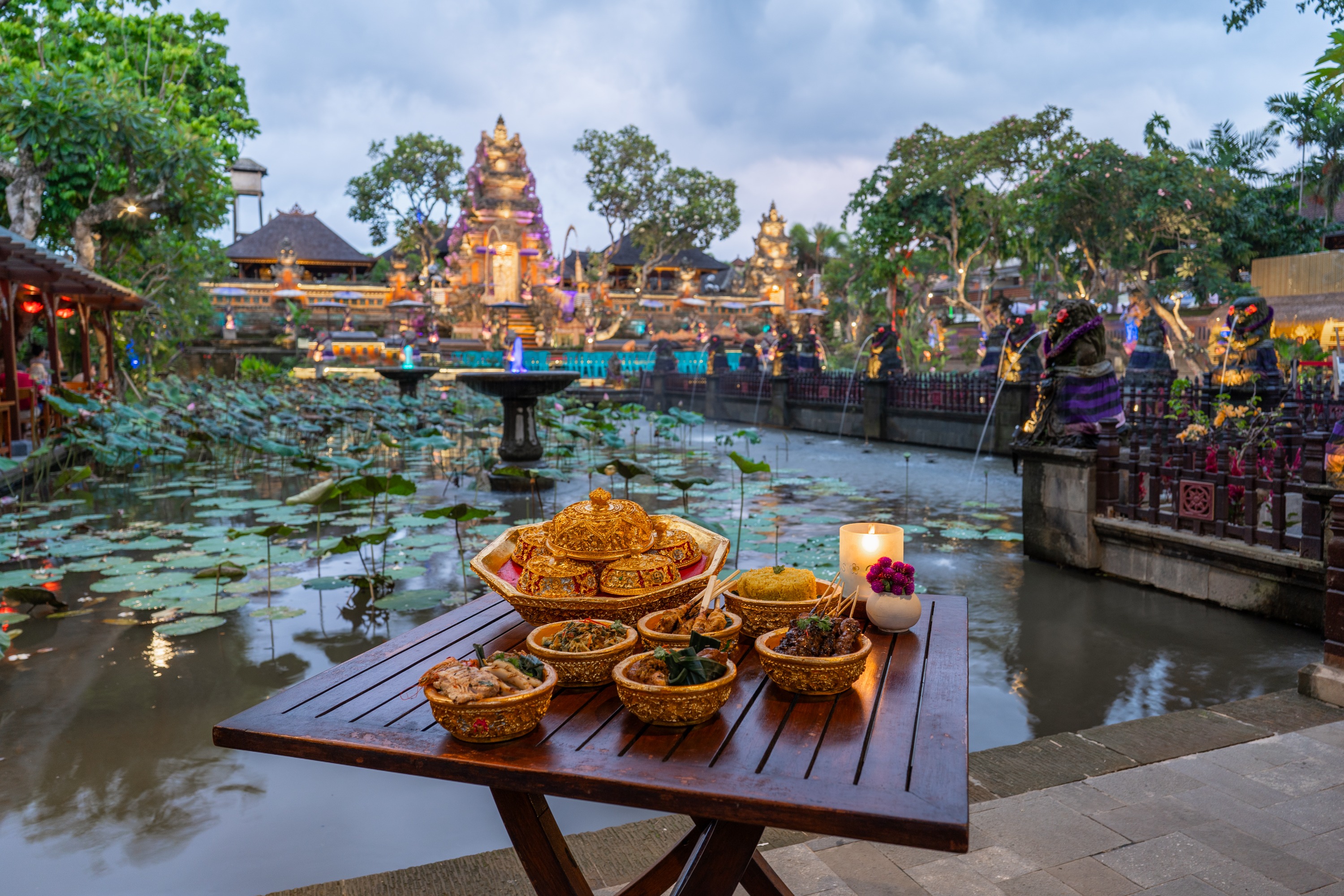 Dining Experience at The Cafe Lotus Ubud