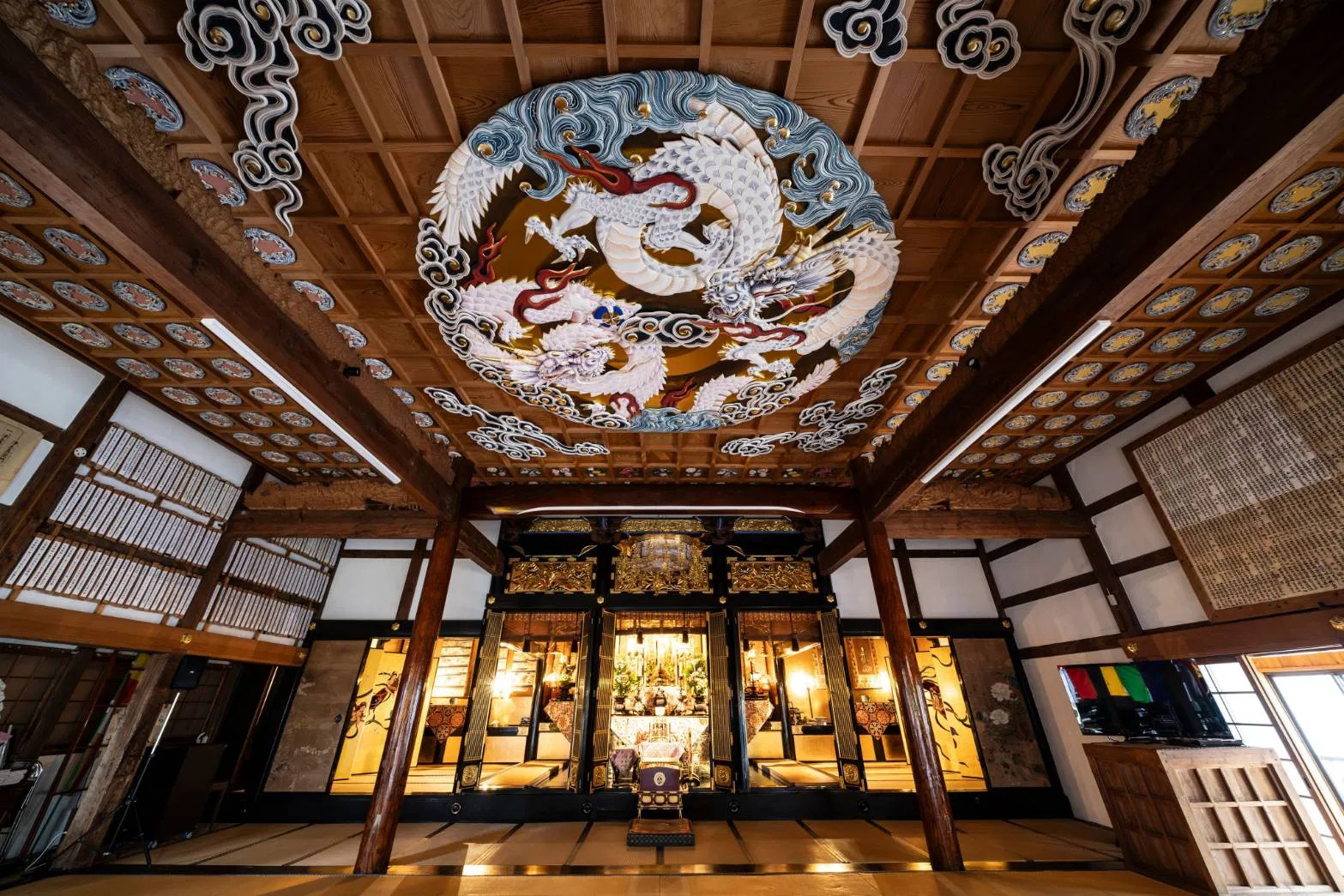 Kikuchi's new famous spot, adorned with Japan's largest dragon god! Dragon pilgrimage and bell-ringing experience at Kogenji Temple