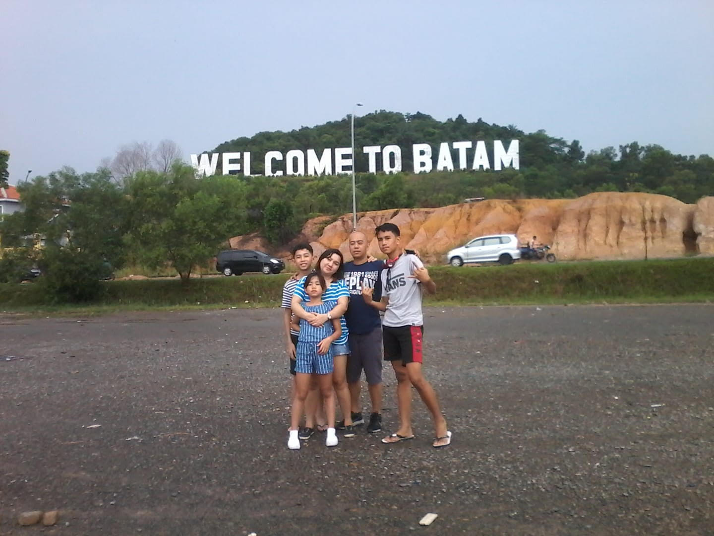 Batam Private Car Charter by Batam Private Tours