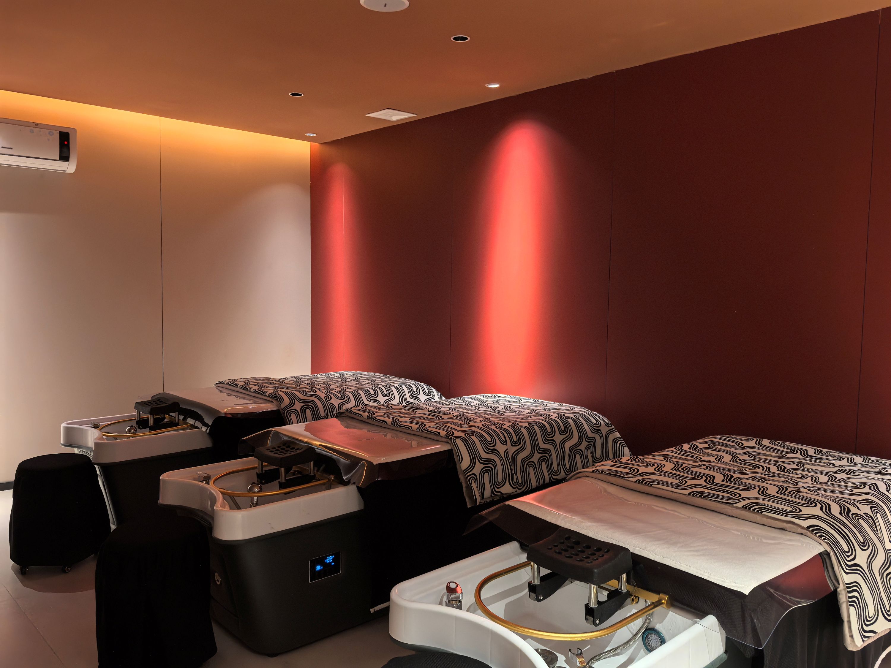 壹頭熊 · 洗頭頭療 · 按摩SPA館 | 深圳華髮雪場店