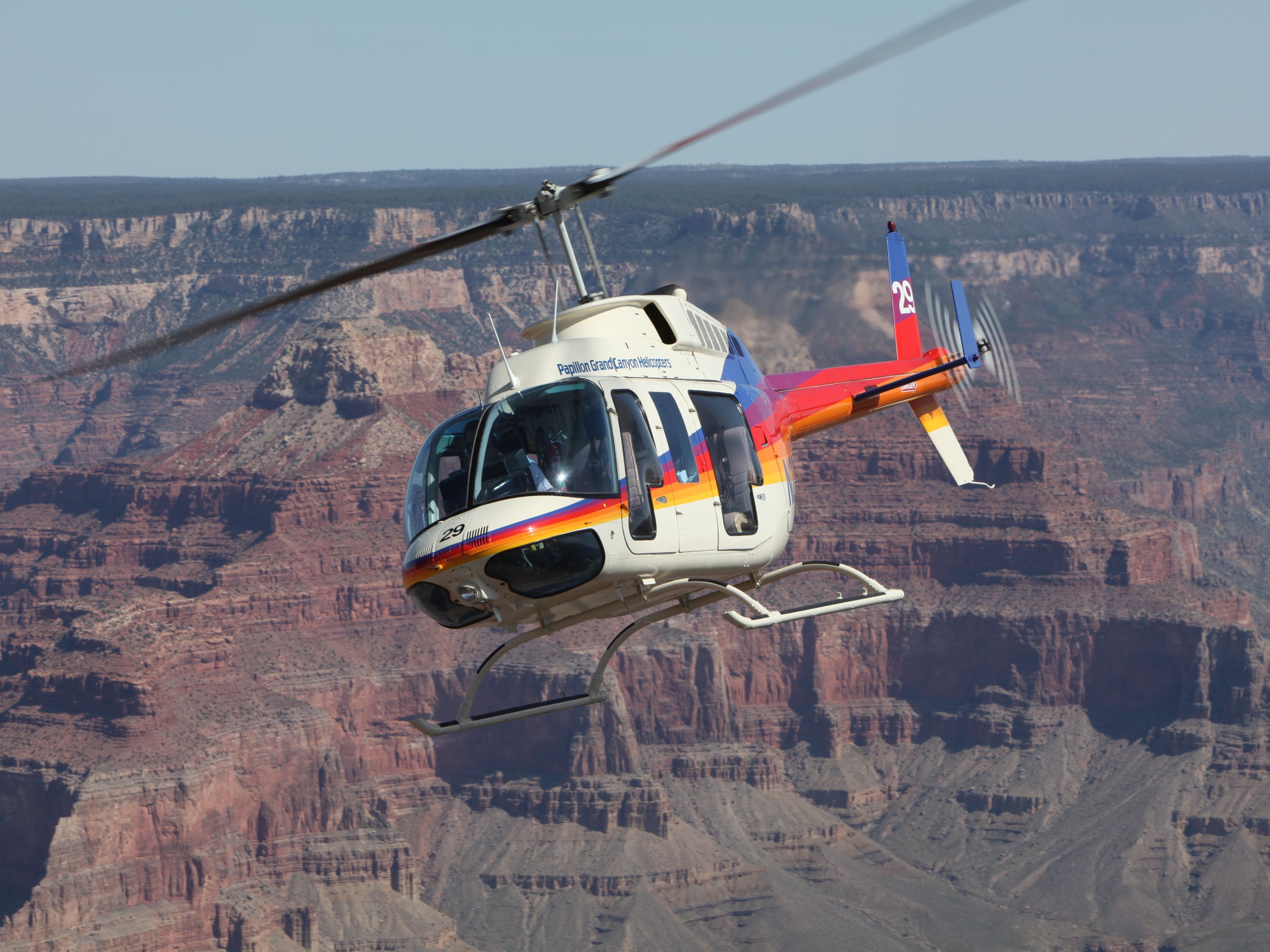 Grand Canyon Deluxe Airplane and Hummer Tour with Helicopter Option