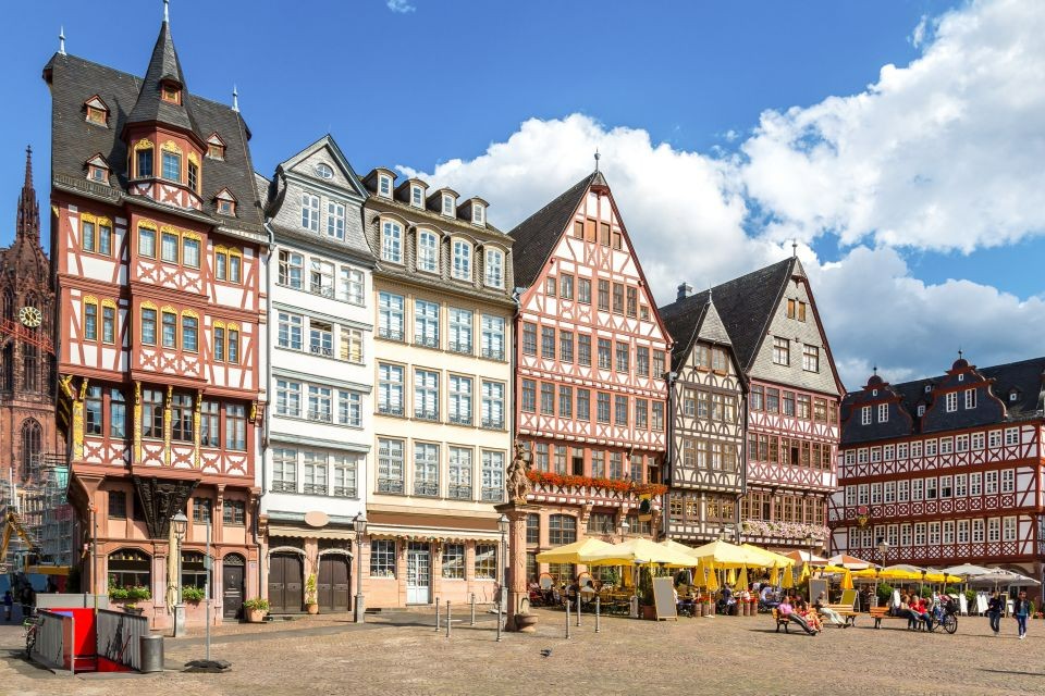 Frankfurt Hop-On Hop-Off Express or Skyline Bus