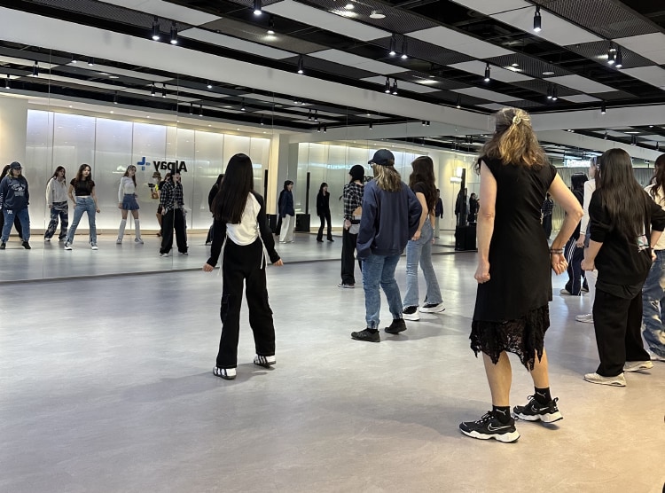 Ktown4u K-pop Dance + Vocal Training One Day Class + Video Shooting