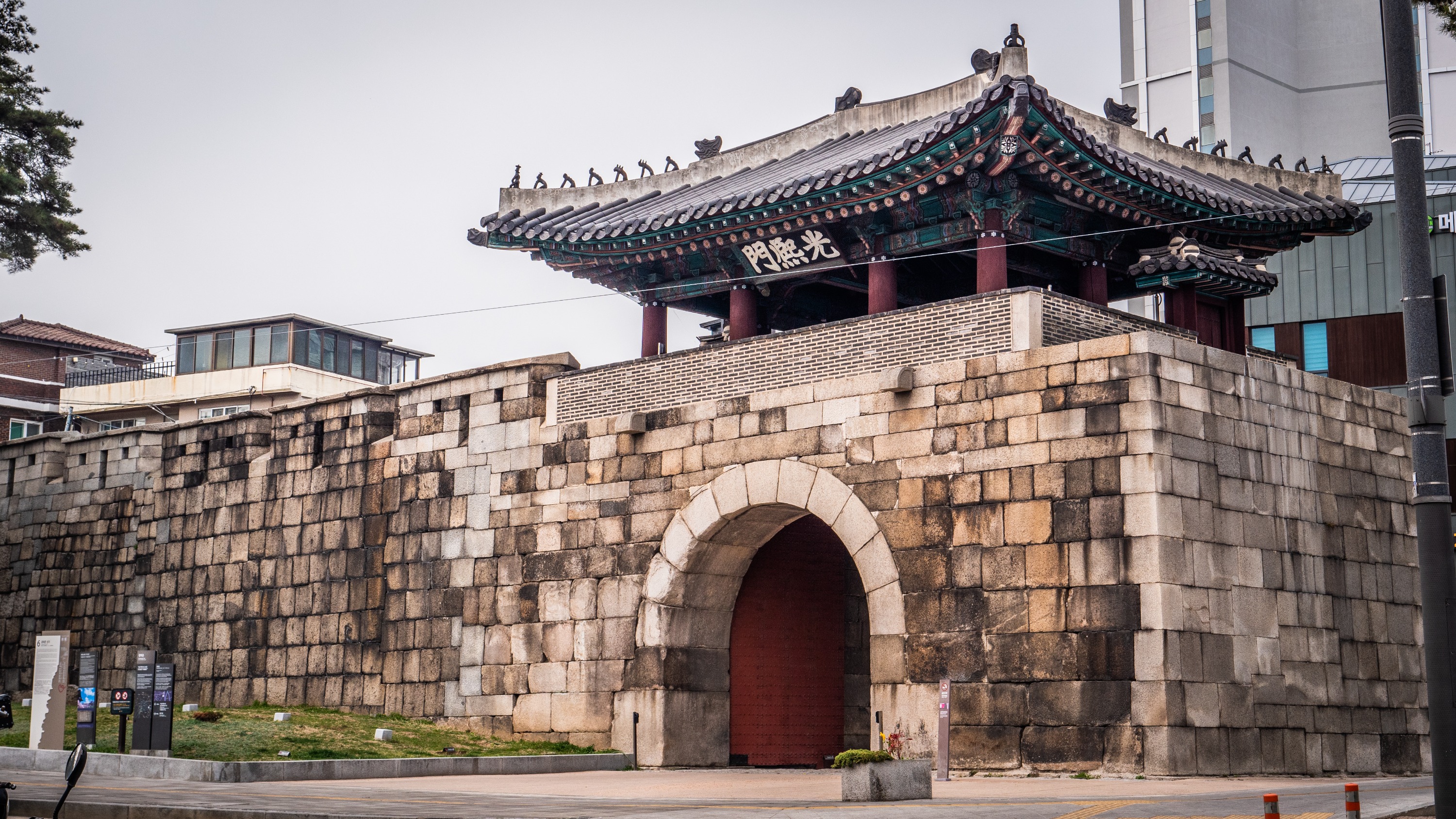 Seoul: Sindang-dong  Occult Tour