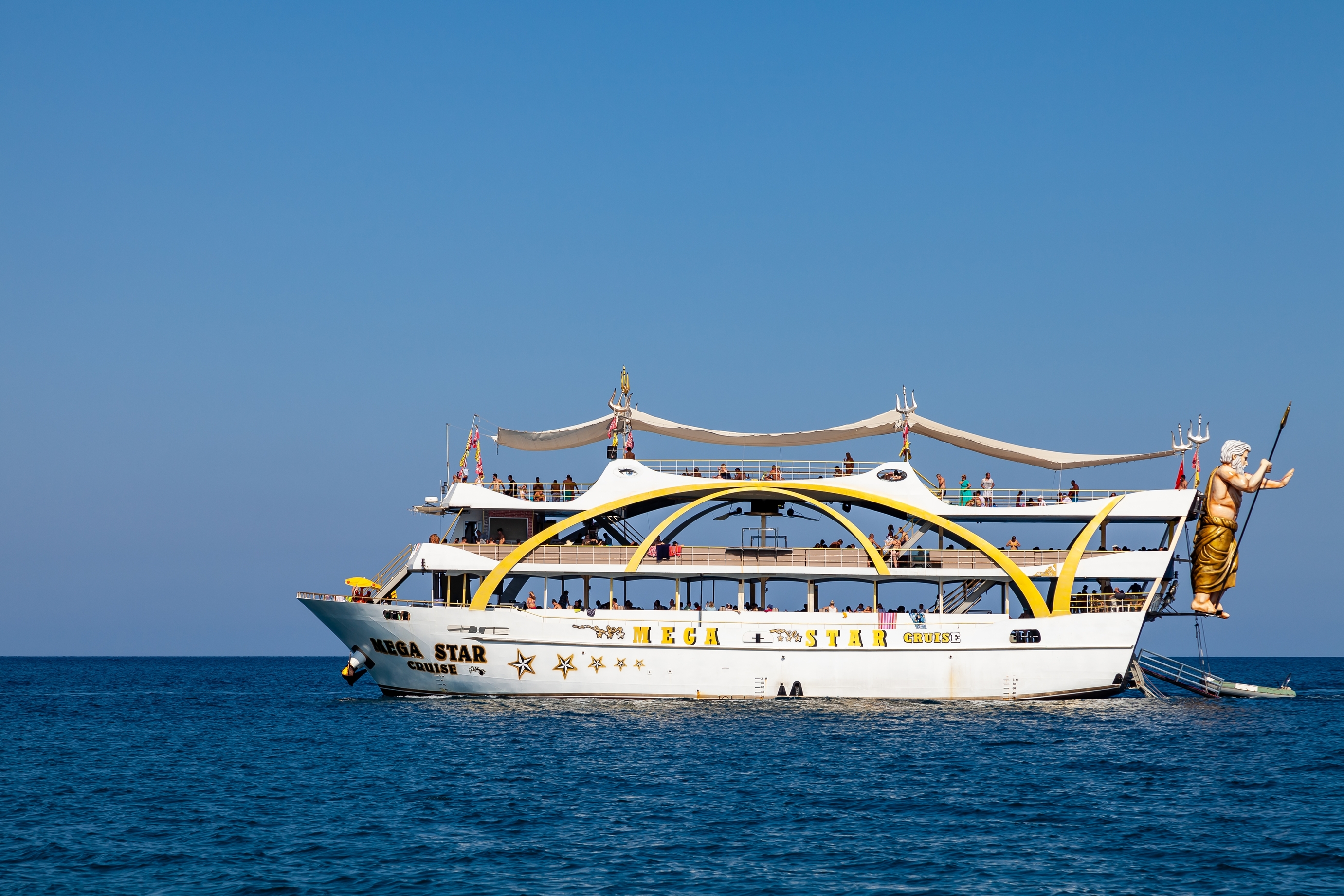 Mega Star Boat Tour with transfer from Kemer