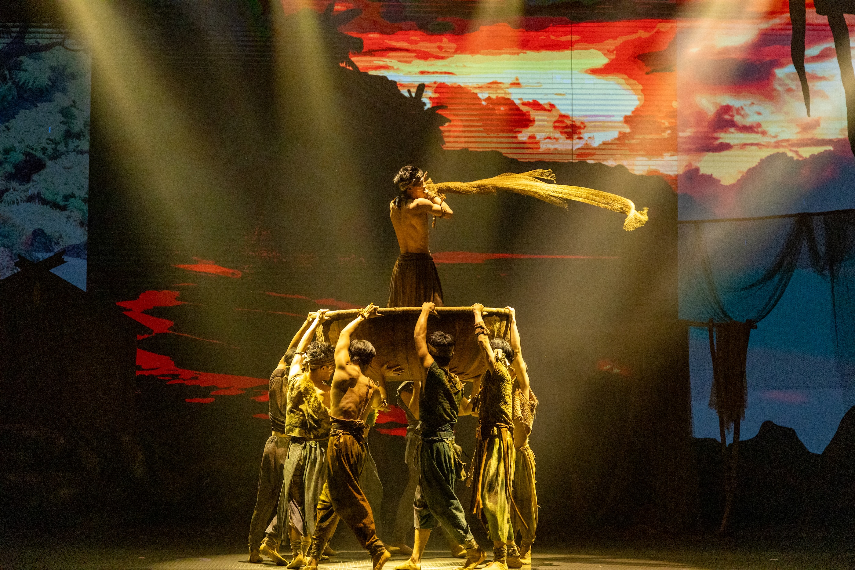 Tien Sa Show