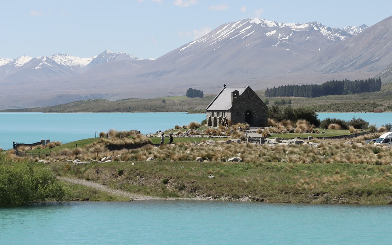 Queenstown Full-Day Private Lake Tekapo Scenic Tour