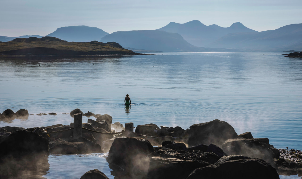 Hvammsvik Hot Springs experience with bus transfer from Reykjavik