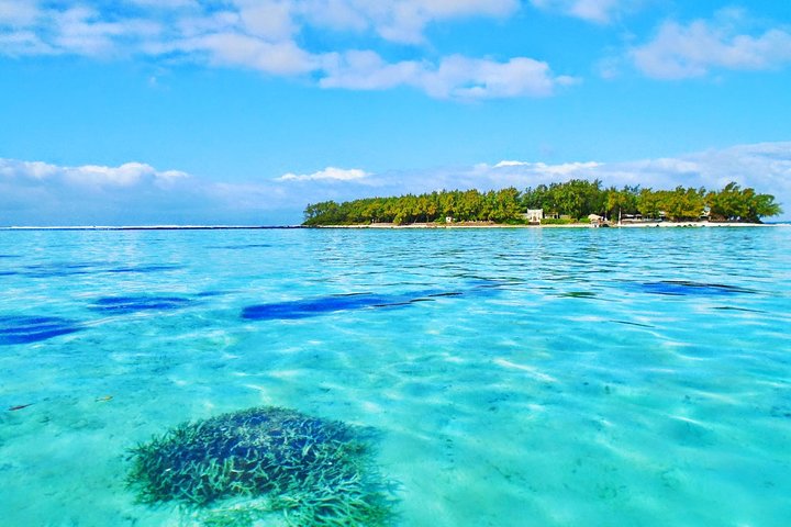 毛里求斯南部探索 & 藍灣玻璃底船 & 浮潛一日遊
