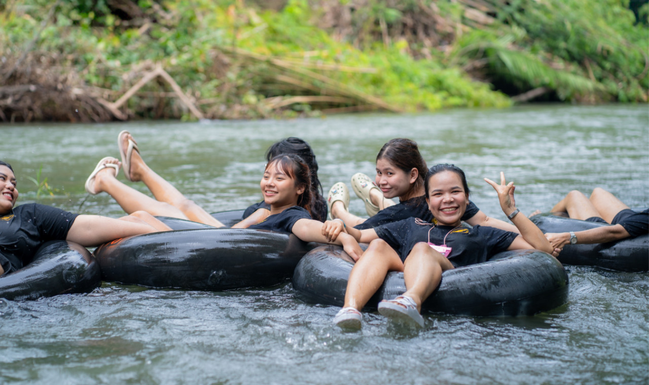 Khao Lak: Zipline Adventure and River Tubing Tour