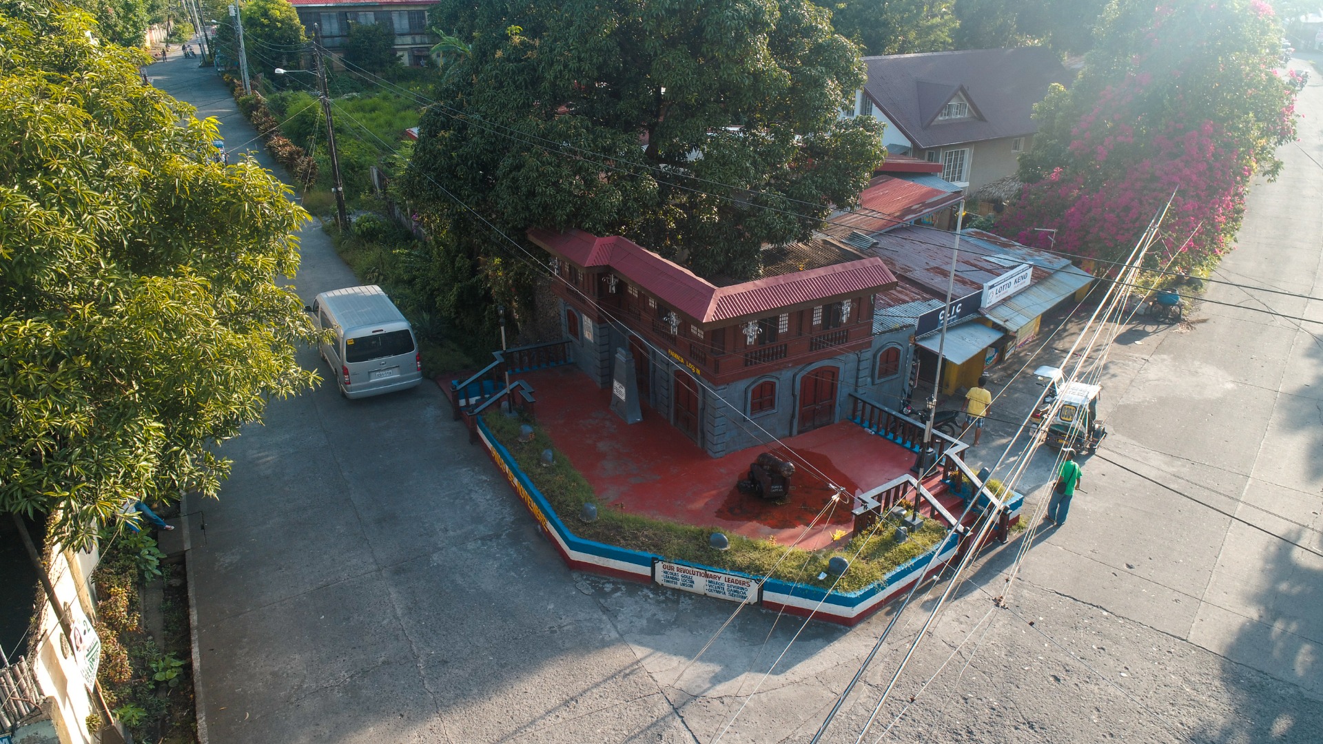 尼格羅斯大宅（Balay Negrense）＆聖地牙哥主教堂＆錫萊市區私人遊（巴科羅出發）