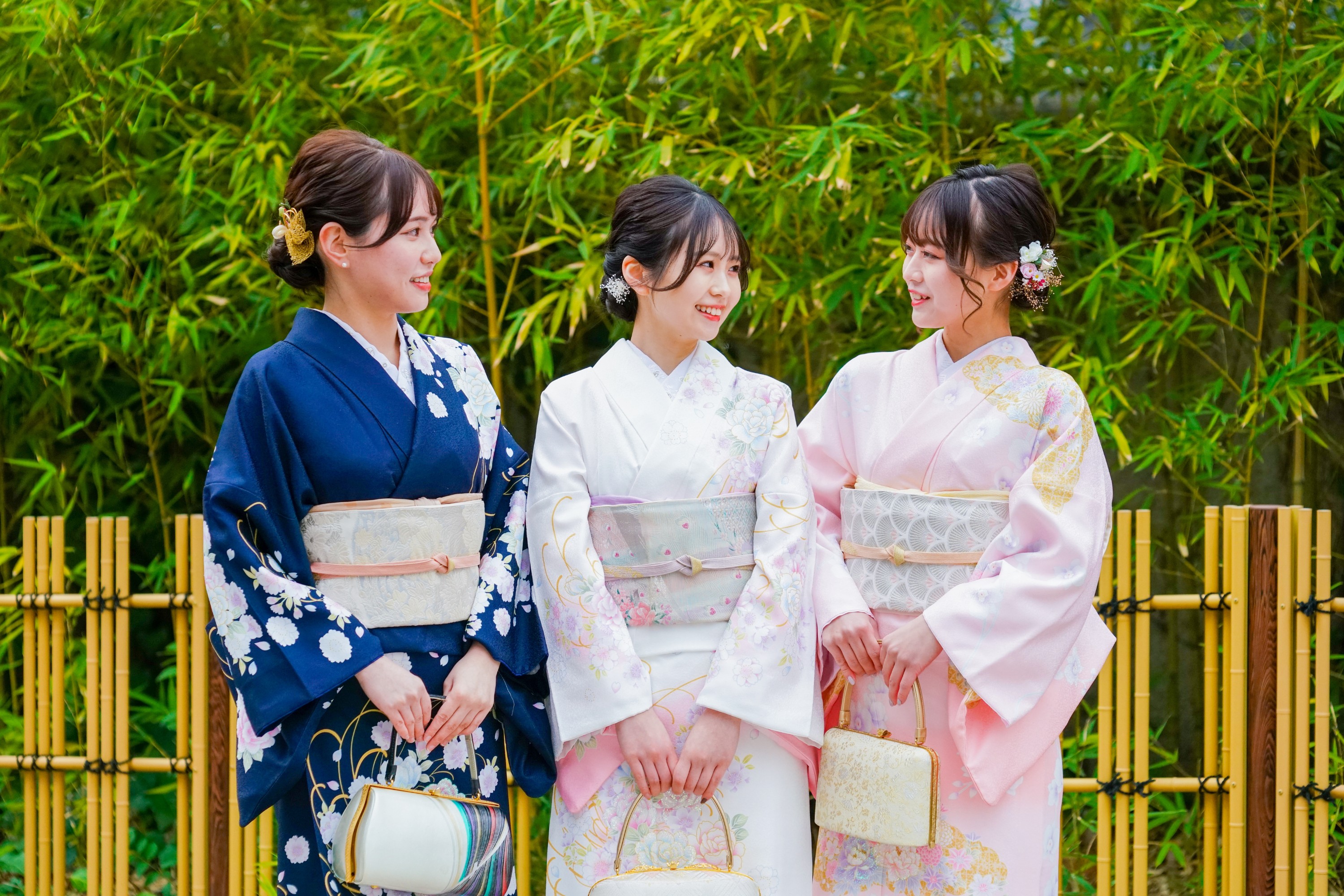 不論未婚或已婚皆可穿著的準禮服和服 不論未婚或已婚皆可穿著的準禮服和服