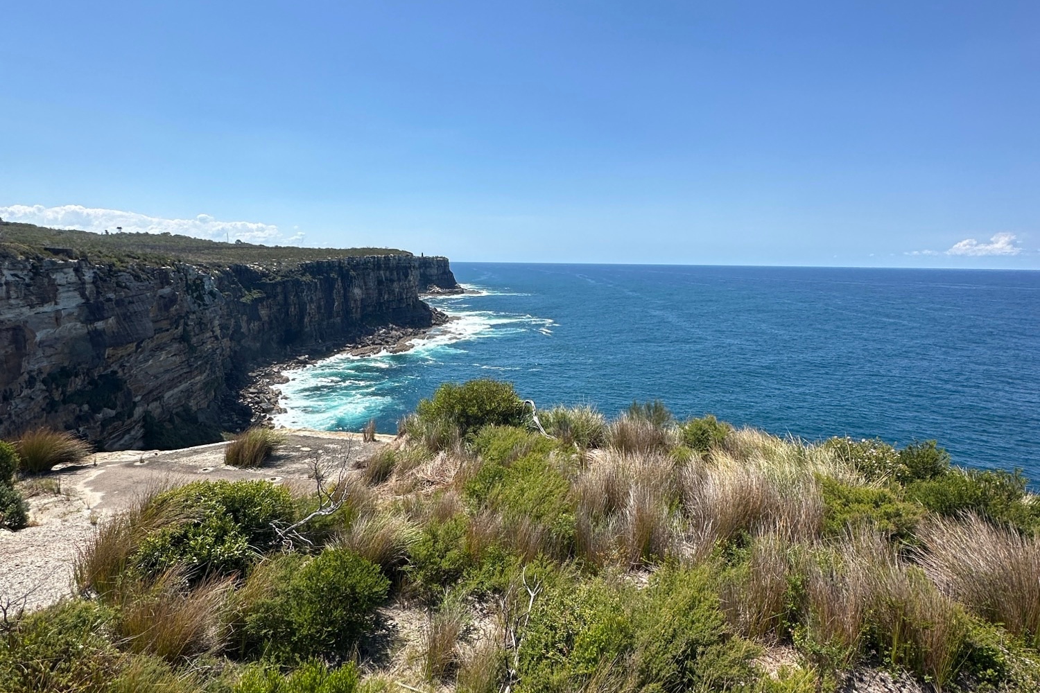 Explore stunning Fairfax Walk with breathtaking clifftop views and fresh coastal ocean air