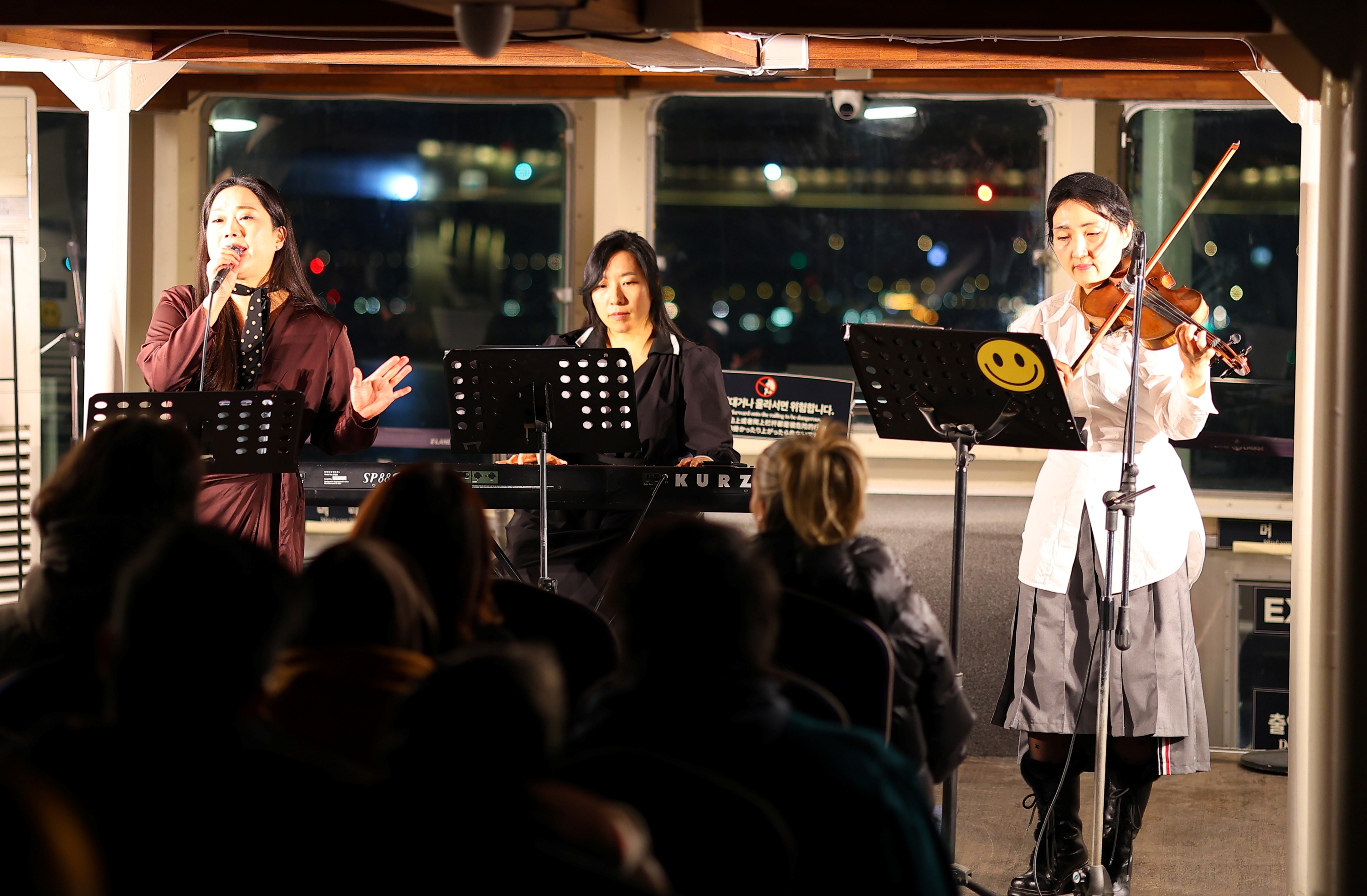 Live JAZZ Performance will make your day great. 