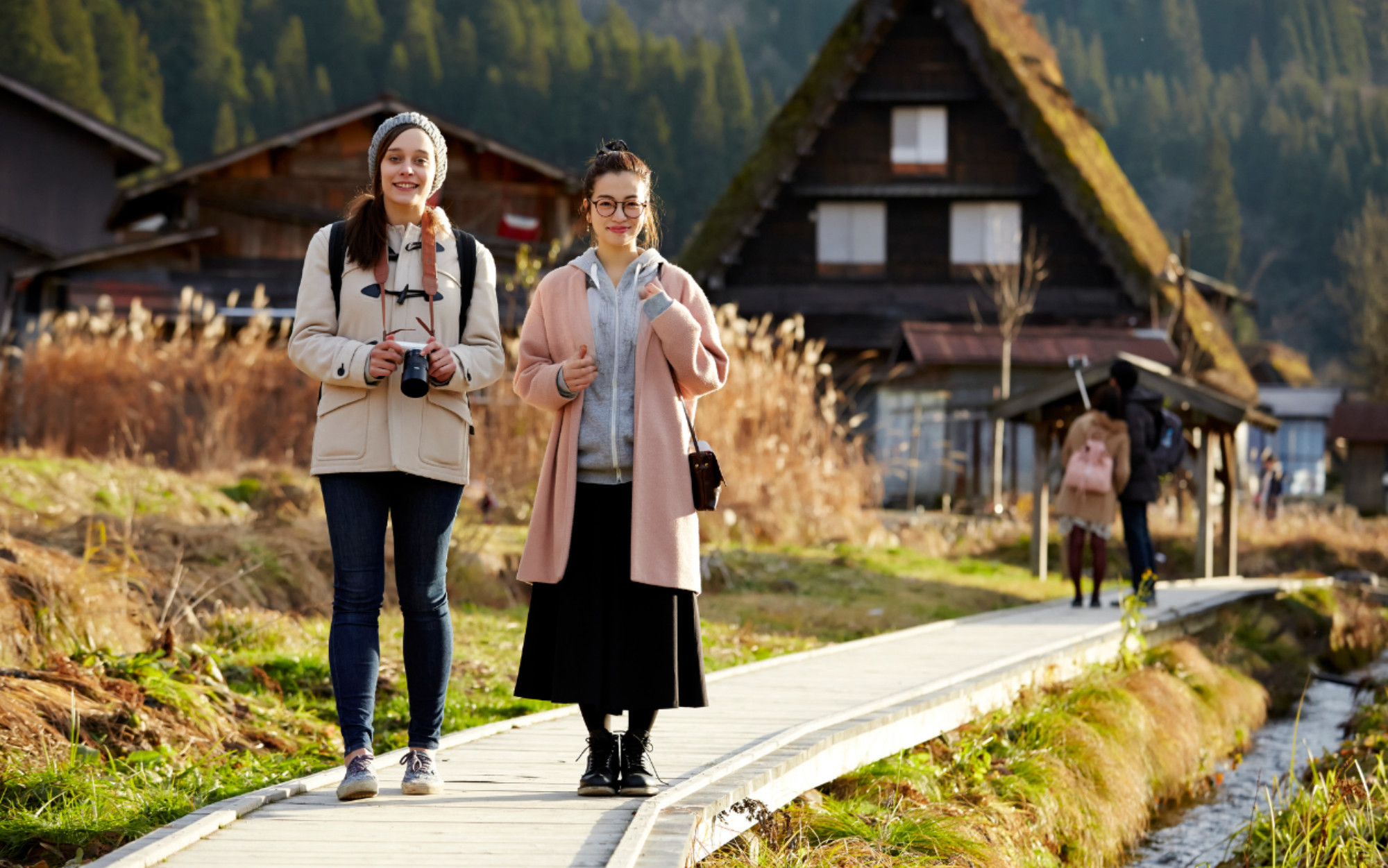 Nagoya Shirakawa-go & Takayama Jinya UNESCO All-Day Tour