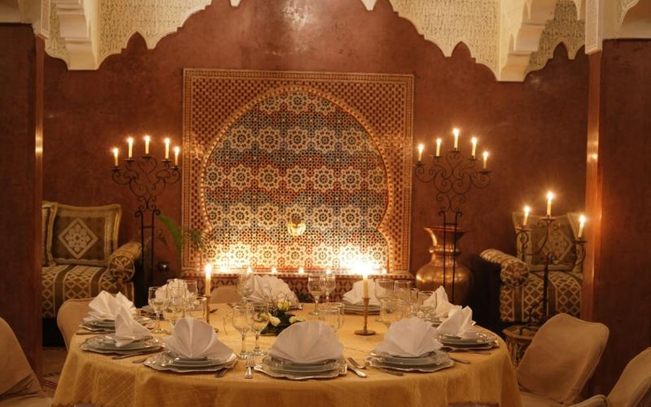 Palais Dar D'Mana Restaurant Dining Experience with Cultural Show