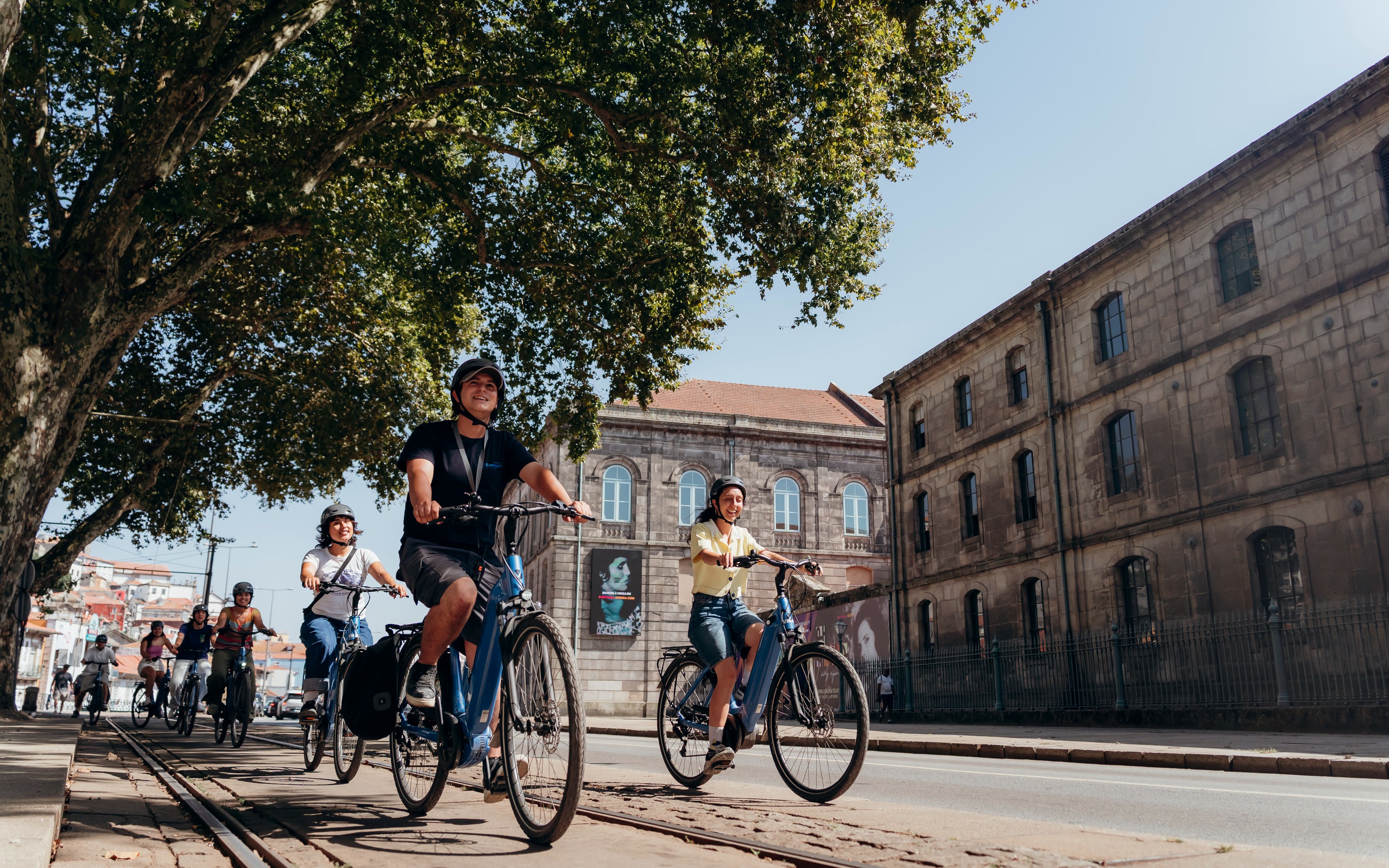 Porto Old Town and Riverside Bike Tour