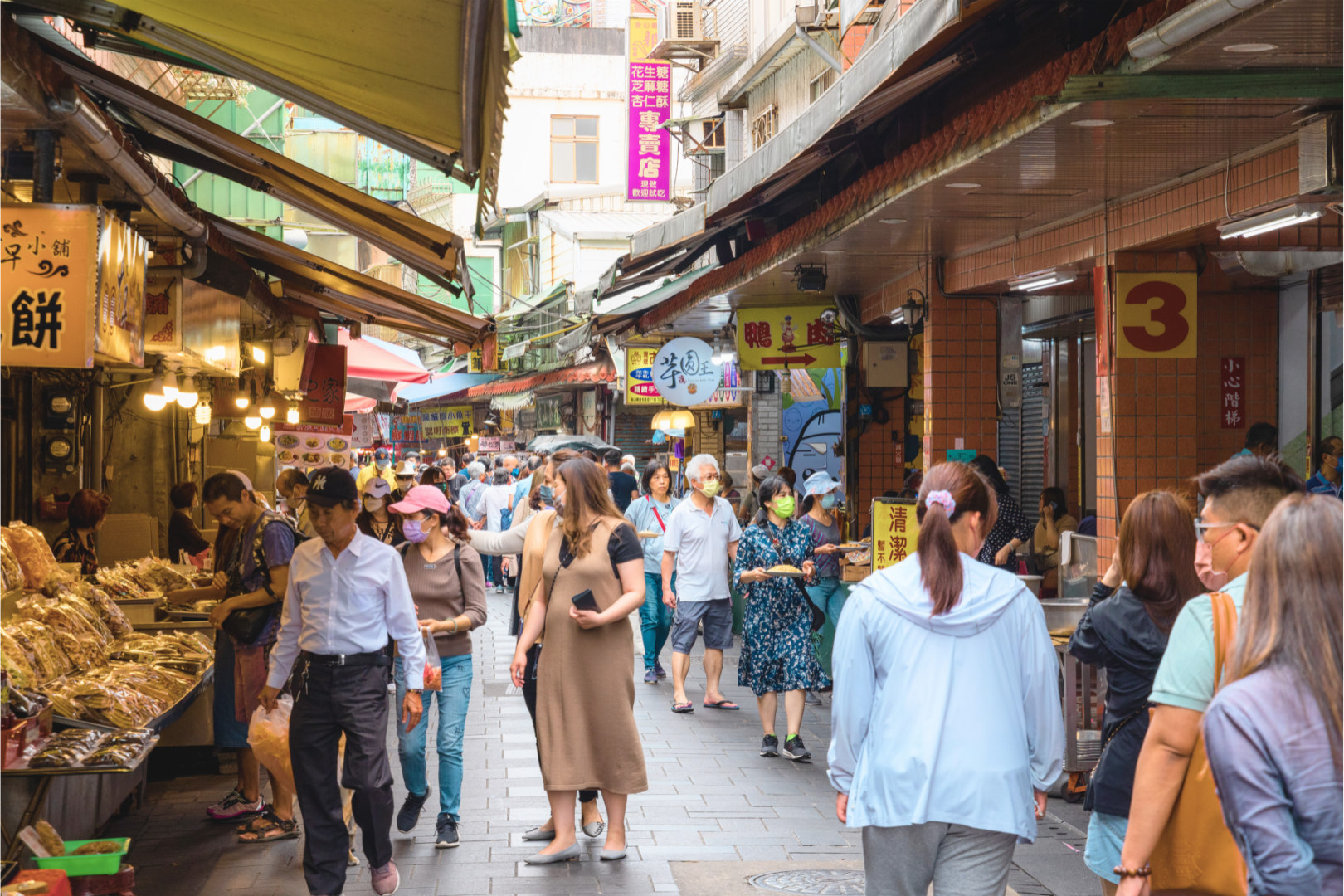 台北: 寵物旅遊 - 和平島、金山老街、老梅石槽一日遊