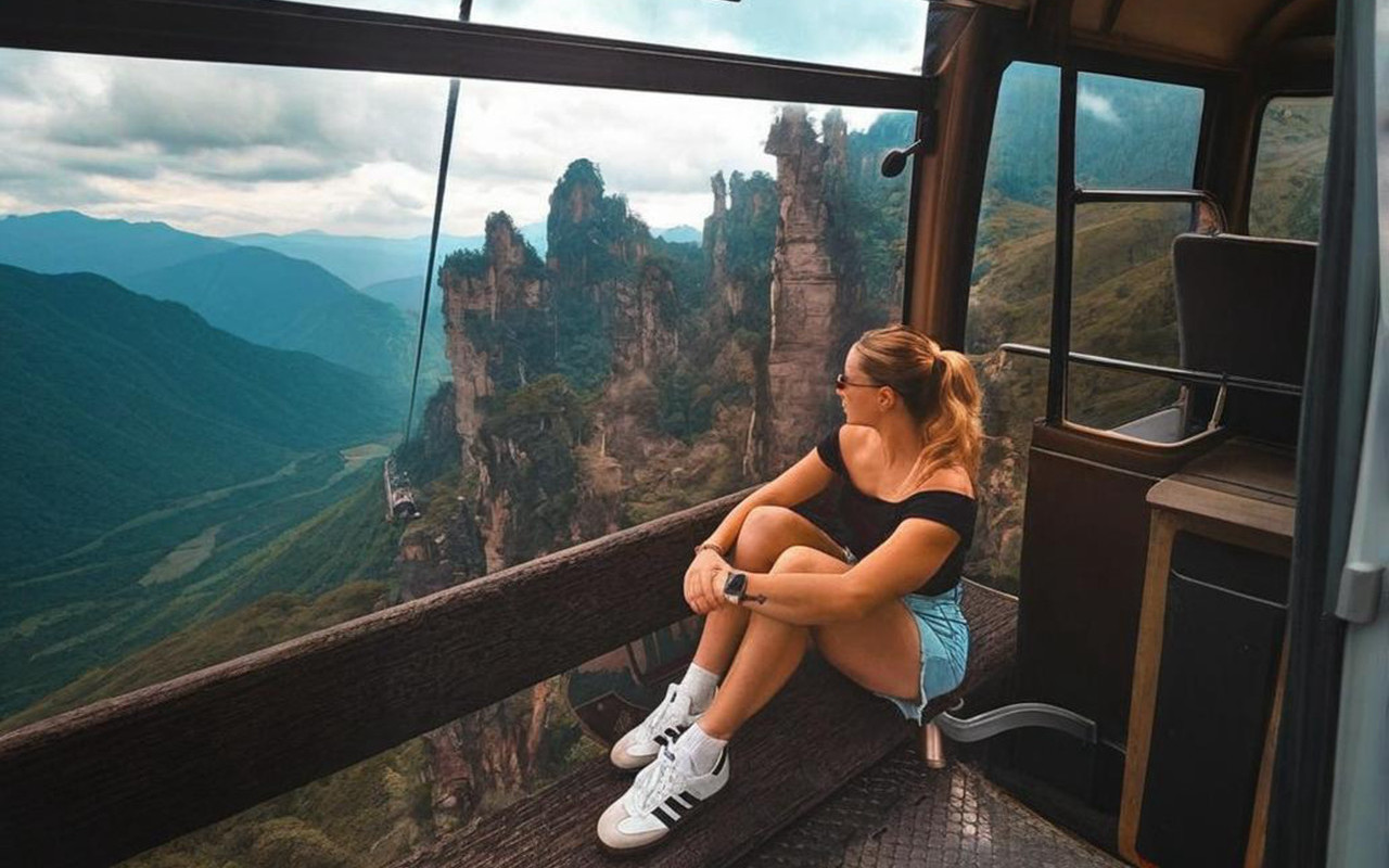 Zhangjiajie Classic Scenic Spots 3-Day Tour with Chinese and English Tour Guides (Small Group of 2-8 People or Private Tour)