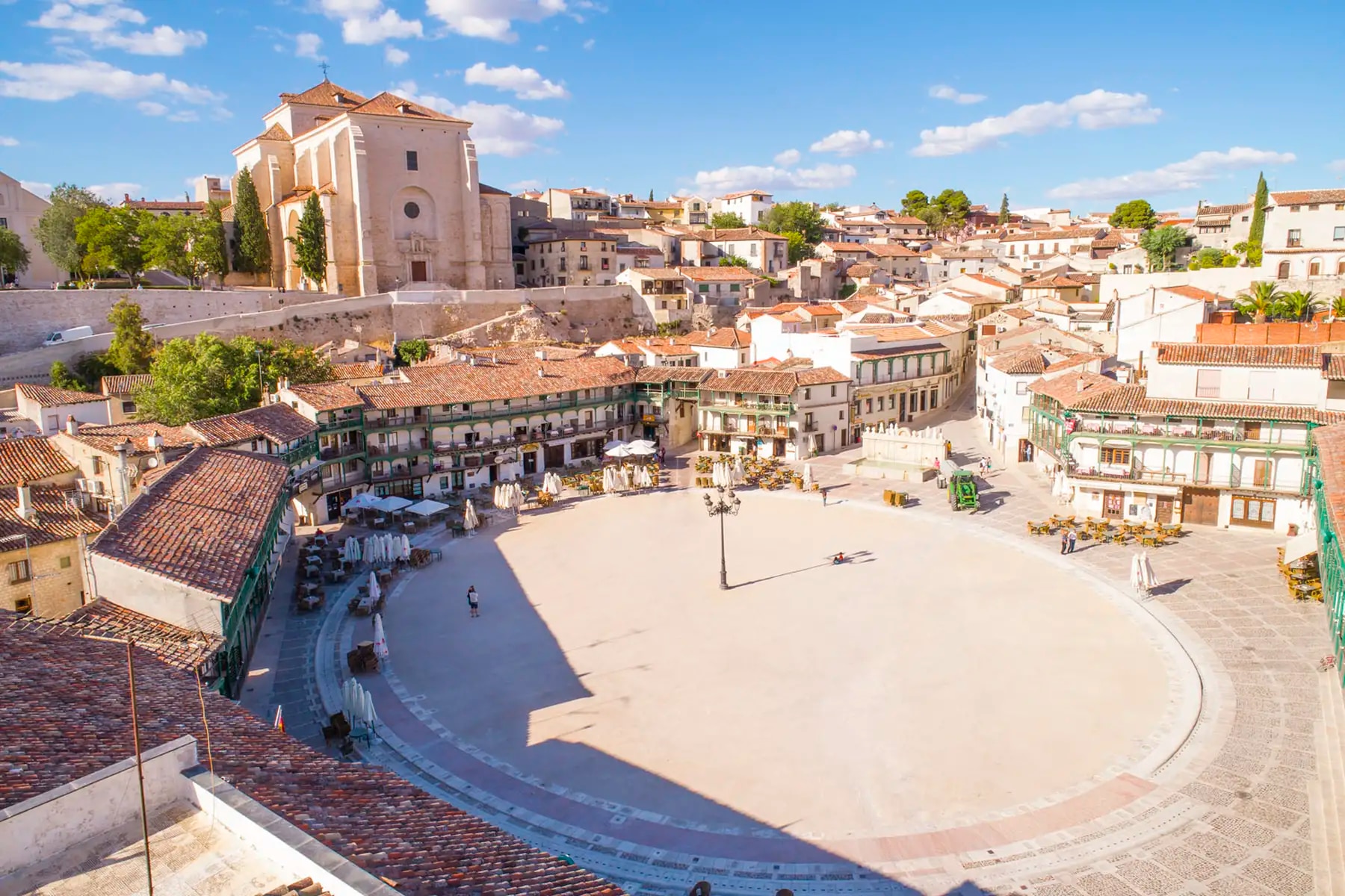 Spanish Traditional Villages and Wineries Tour from Madrid