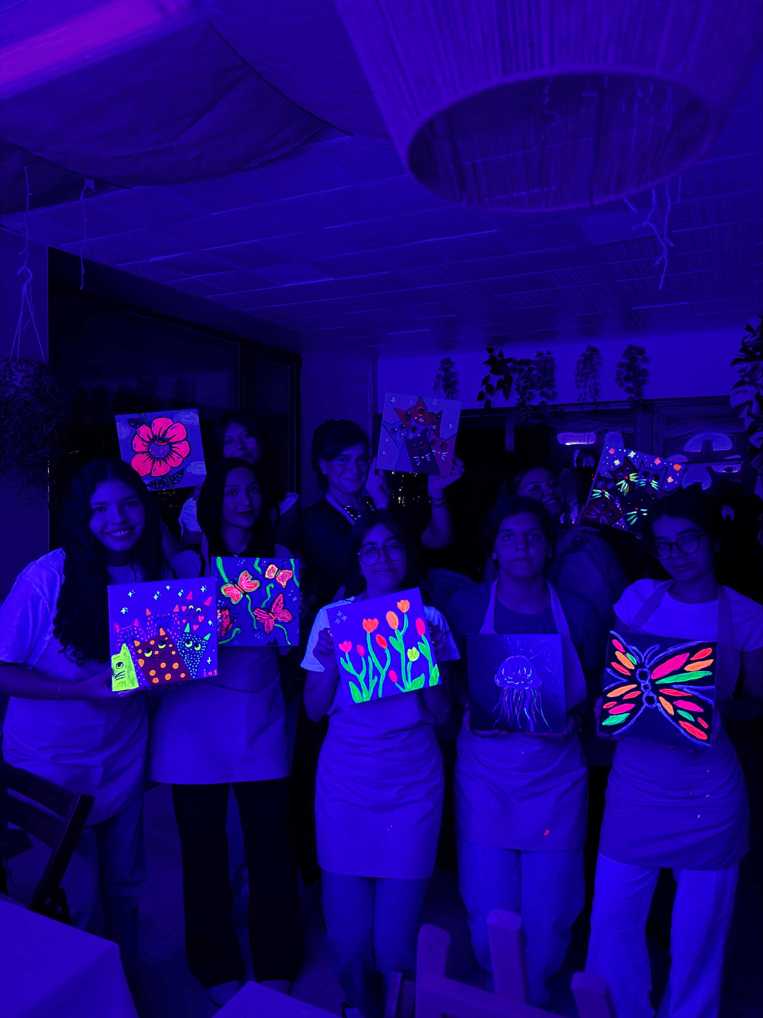 Antalya: Neon Painting Workshop - Art That Glows in the Dark