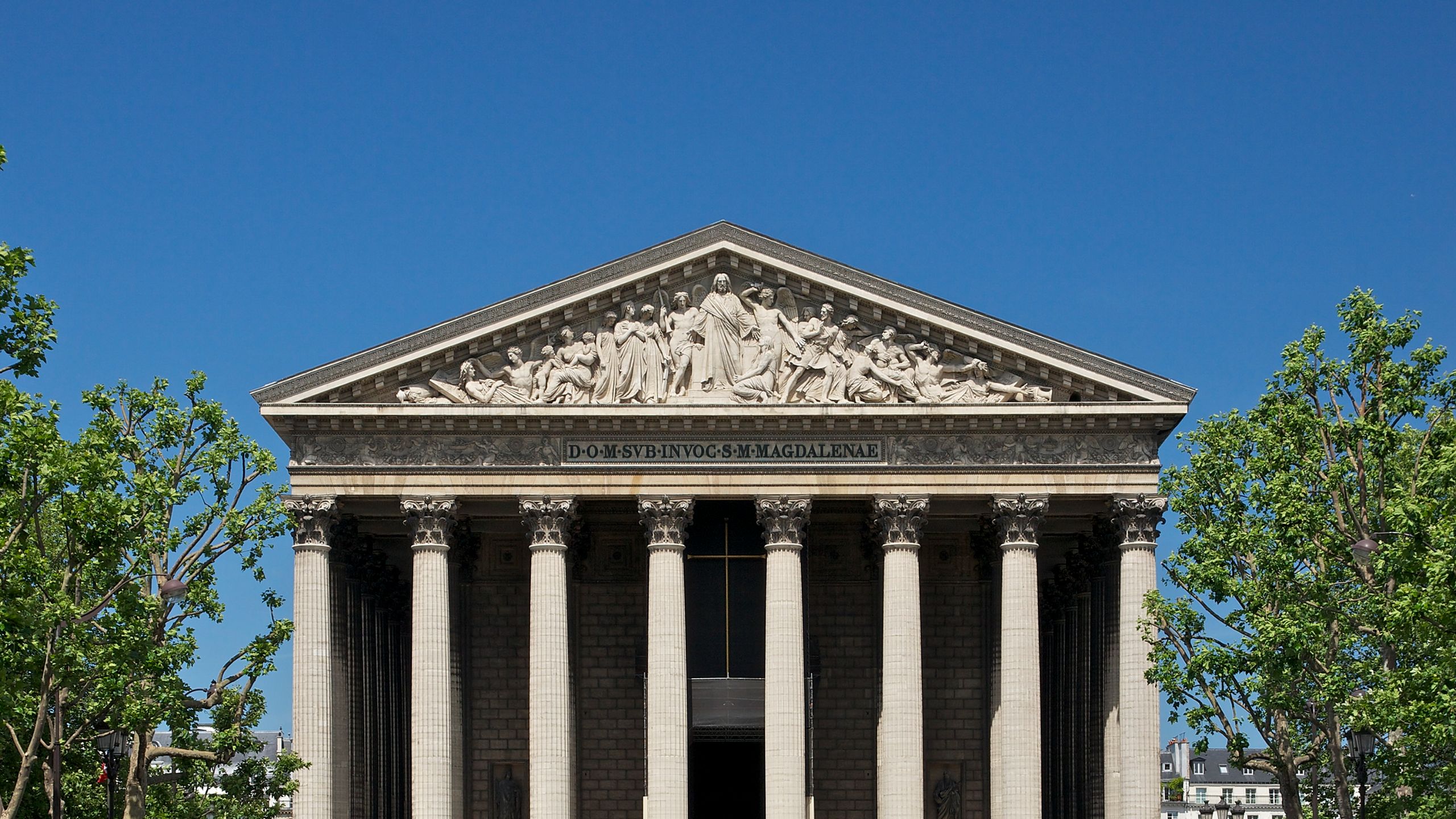 歷史悠久的庫爾馬德蓮教堂外觀，在此沉浸於難忘的音樂之夜