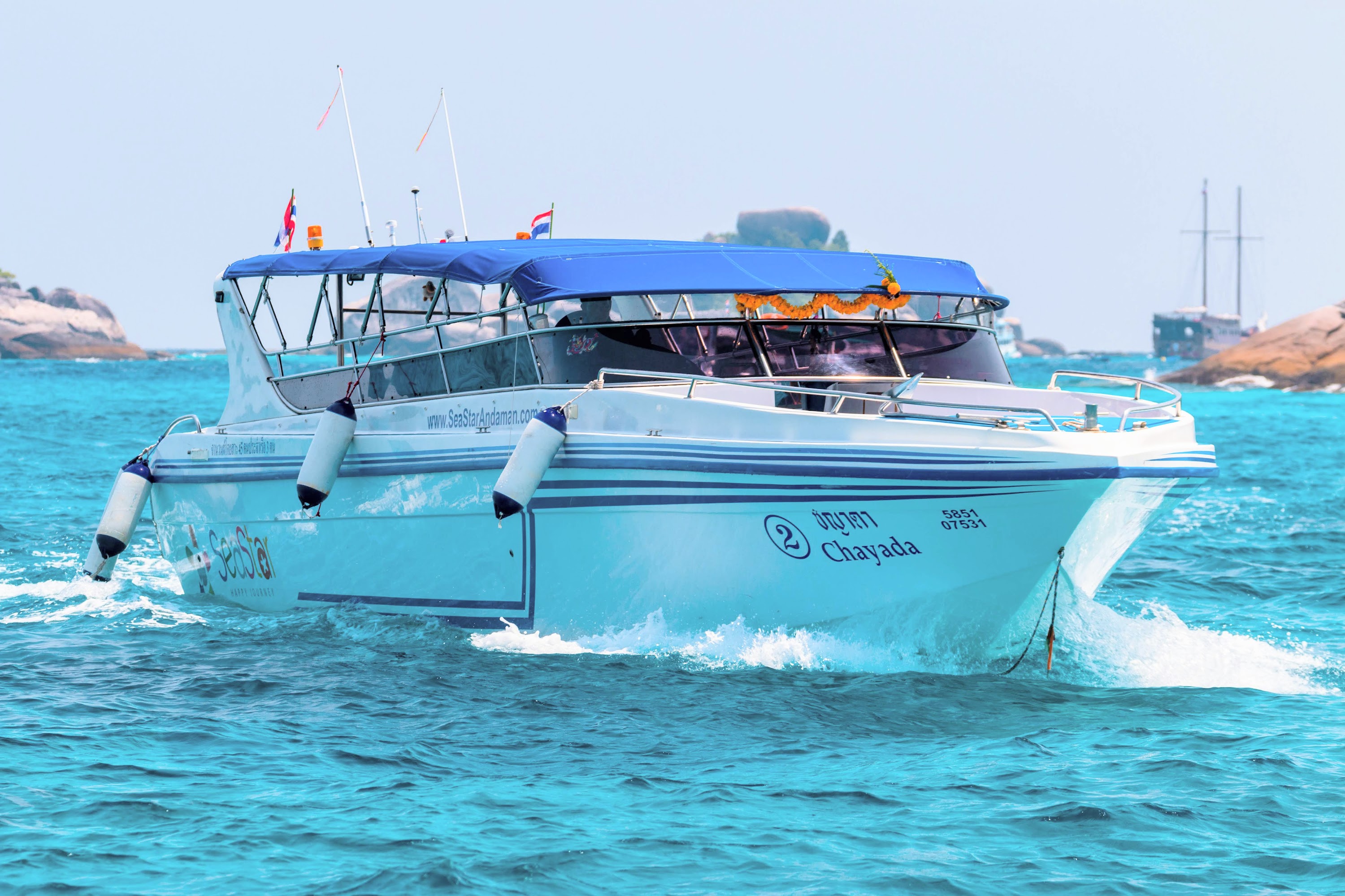 Cruise by 1st class speed boat to Similan Islands