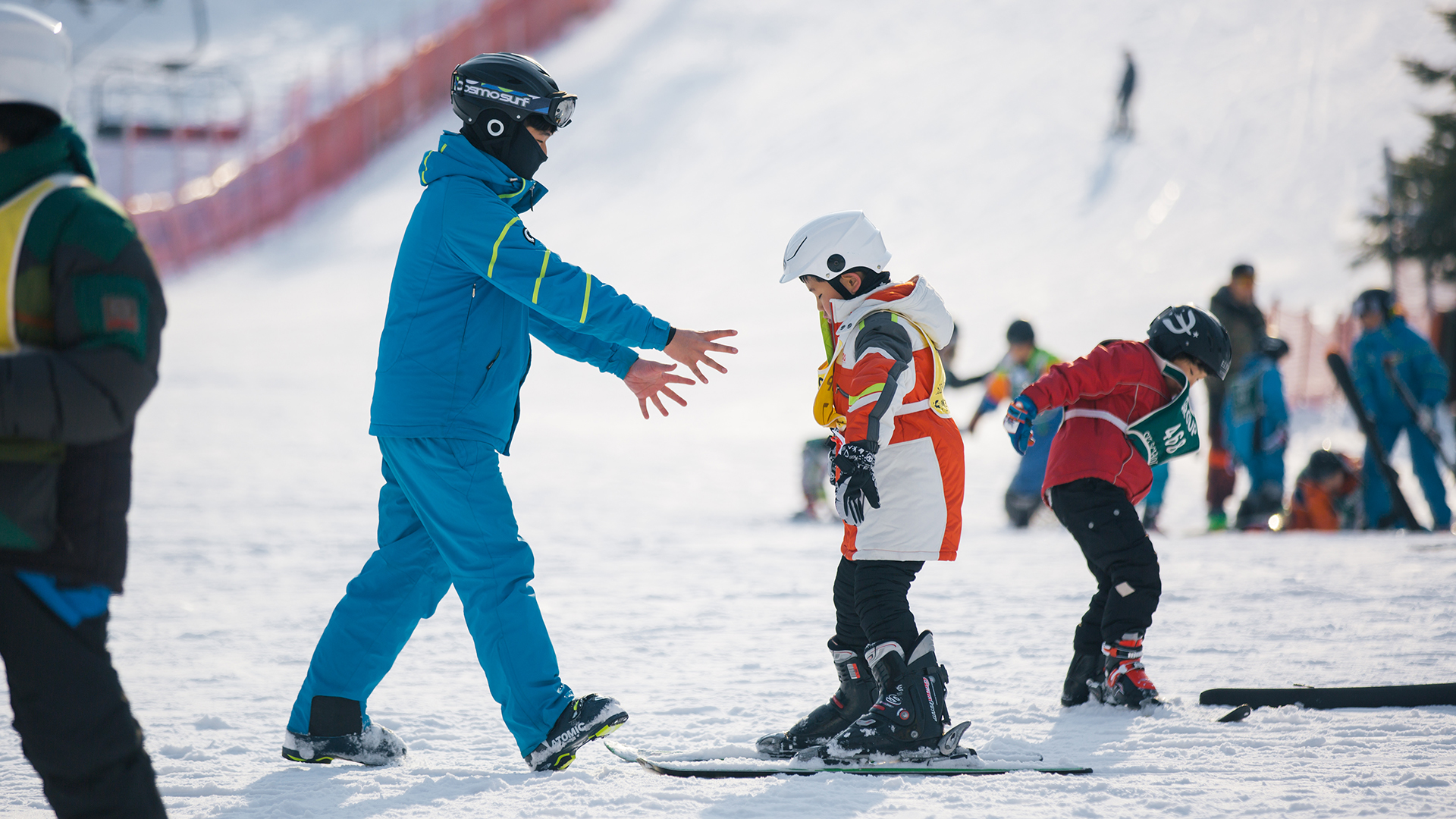 參加基礎課程，學習相關技巧