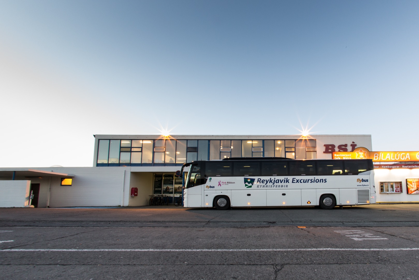 Flybus 機場巴士接送 凱夫拉維克國際機場（KEF） - 雷克雅維克