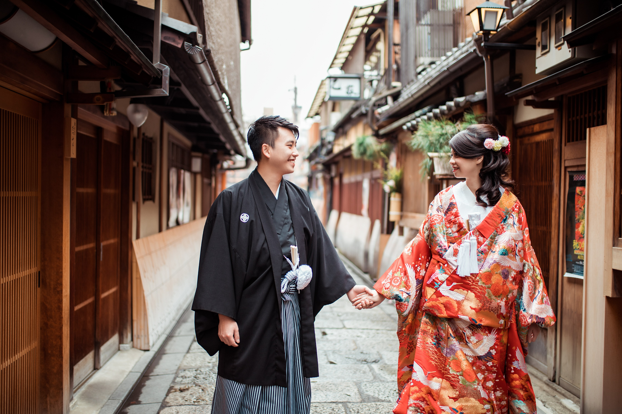 祇園和東山:歷史街區,擁有保存完好的町屋建築、石板街道、寶塔和寺廟。最適合拍攝傳統和服寫真。由於當地限制,僅允許在上午10:00之前拍照 祇園和東山:歷史街區,擁有保存完好的町屋建築、石板街道、寶塔和寺廟。最適合拍攝傳統和服寫真。由於當地限制,僅允許在上午10:00之前拍照