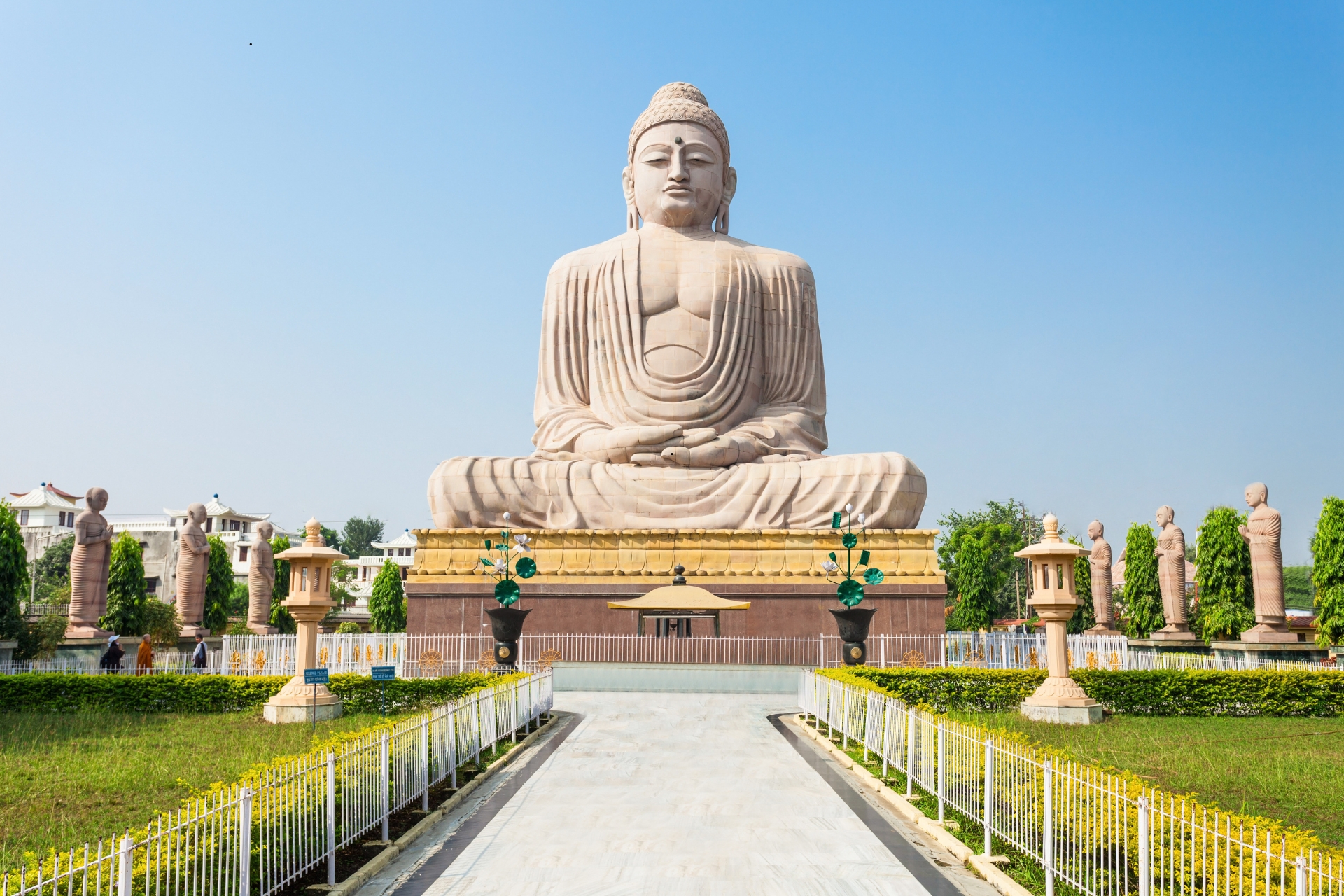 From Varanasi: Private Same Day Bodhgaya Tour
