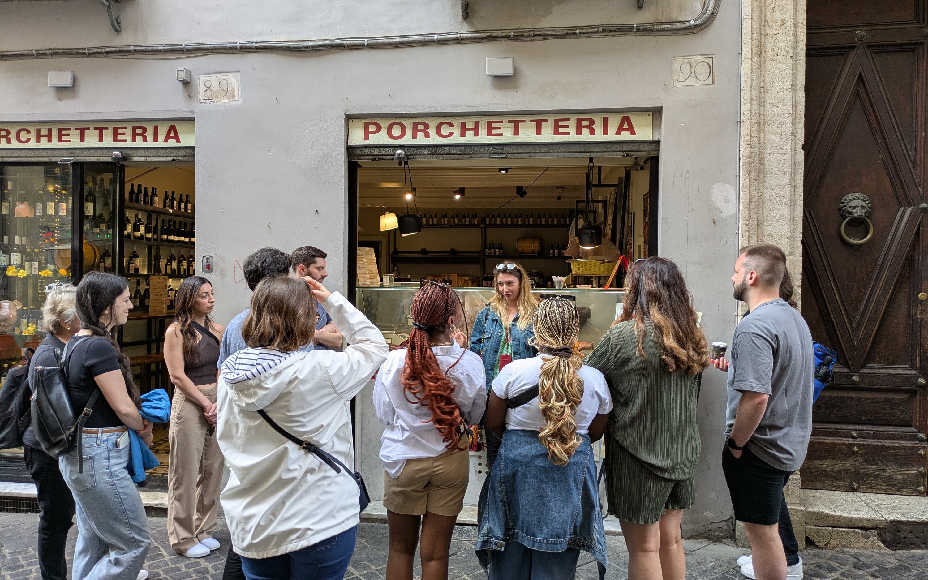 Trastevere and Campo de' Fiori walking street food tour in Rome