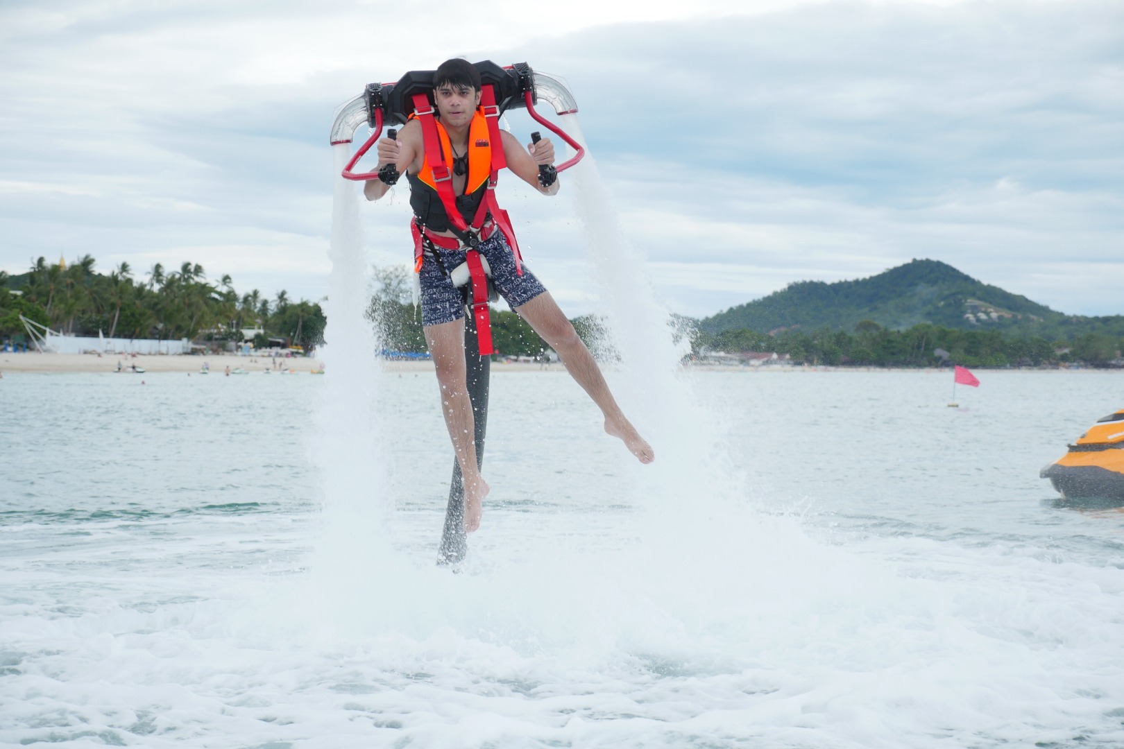 [SALE] Chaweng Beach Water Activities in Koh Samui Sale 11% - Ticket KD