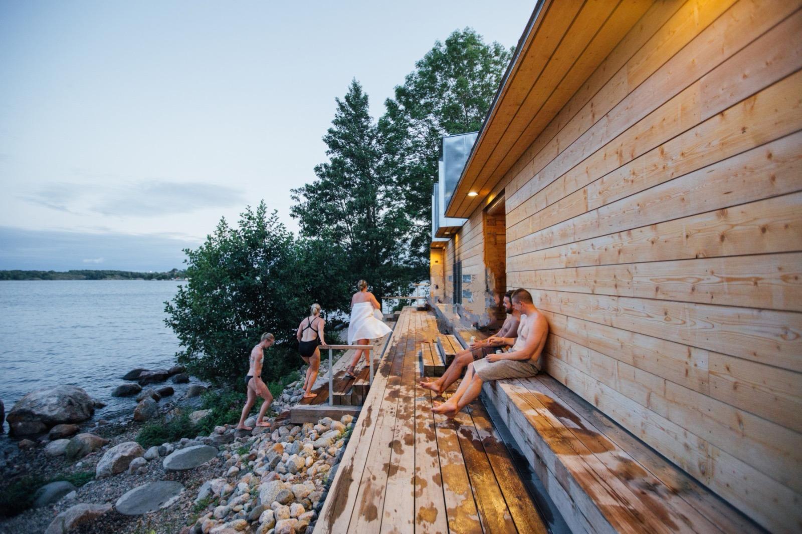 Private Helsinki City Tour with Authentic Sauna Experience
