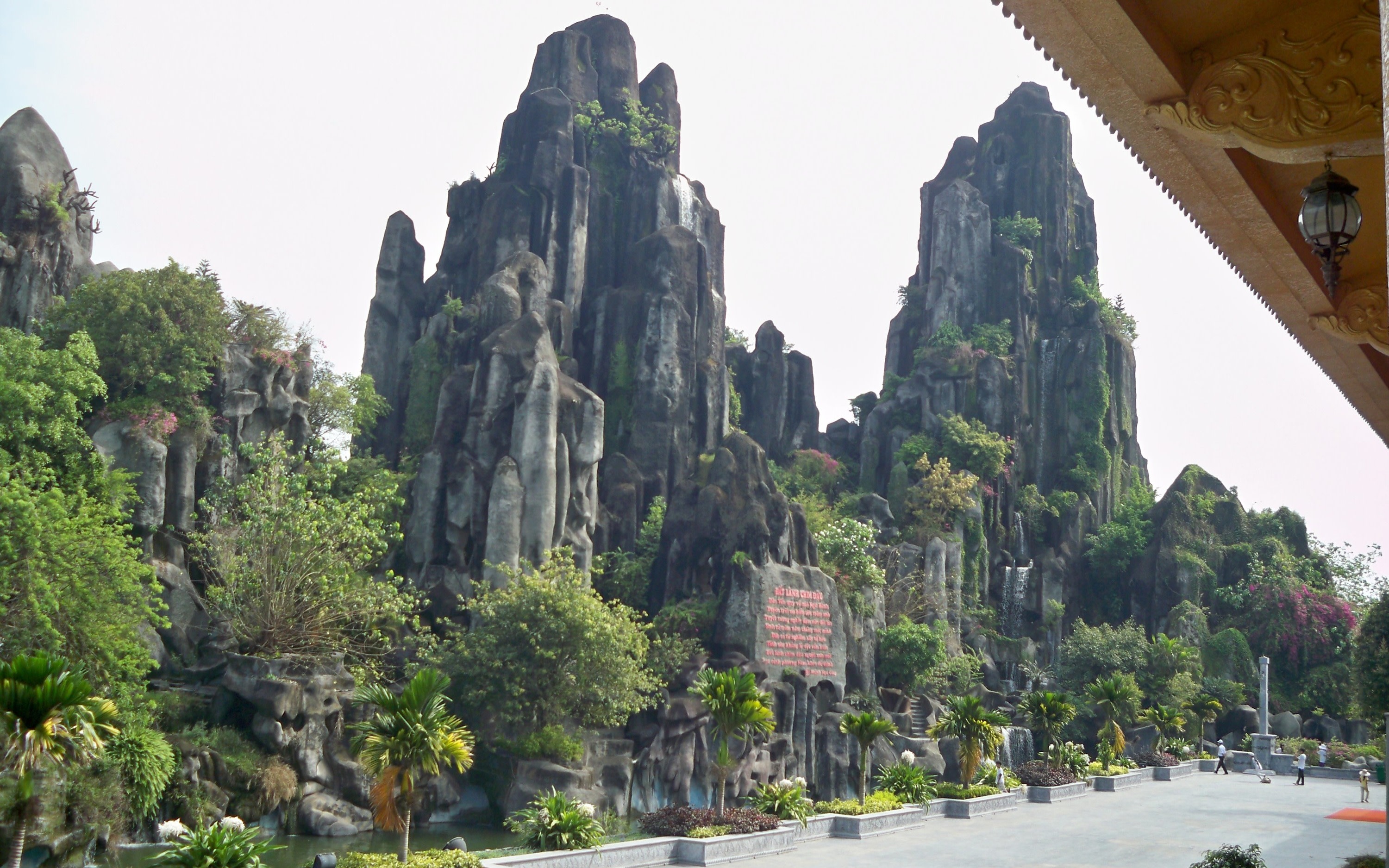 Da Nang Morning Half-Day Tour: Lady Buddha, Son Tra Peninsula & Marble Mountains with Lunch